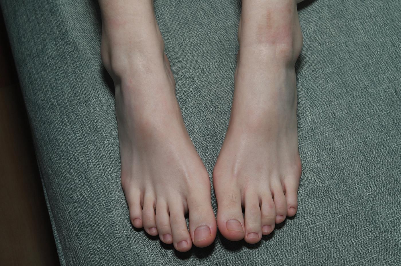 图片[70]-[Pary学生模拍] No.042 大美女琪琪的脚底被挠红了 [100P] – 速更版-美库