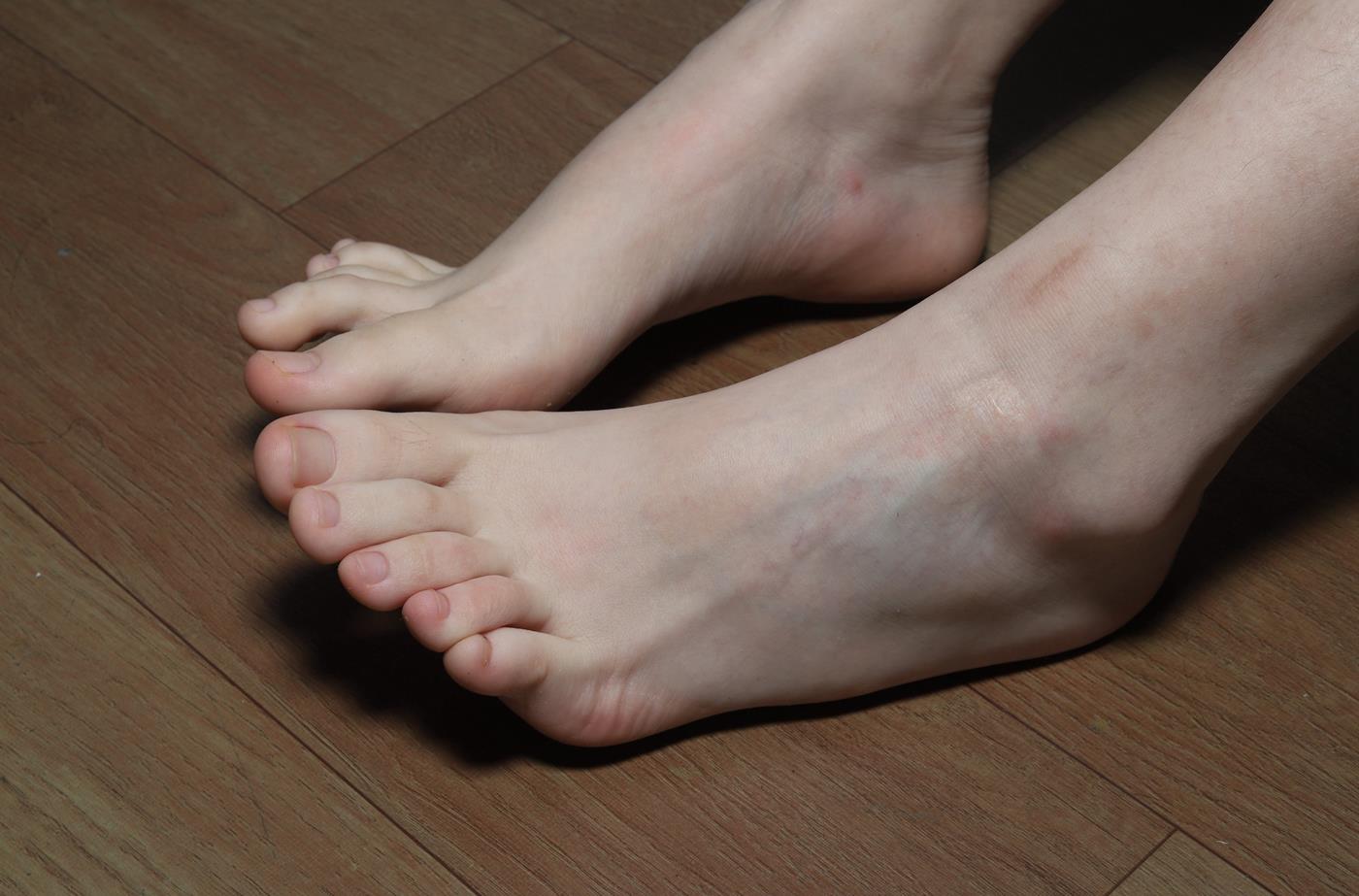 图片[99]-[Pary学生模拍] No.042 大美女琪琪的脚底被挠红了 [100P] – 速更版-美库