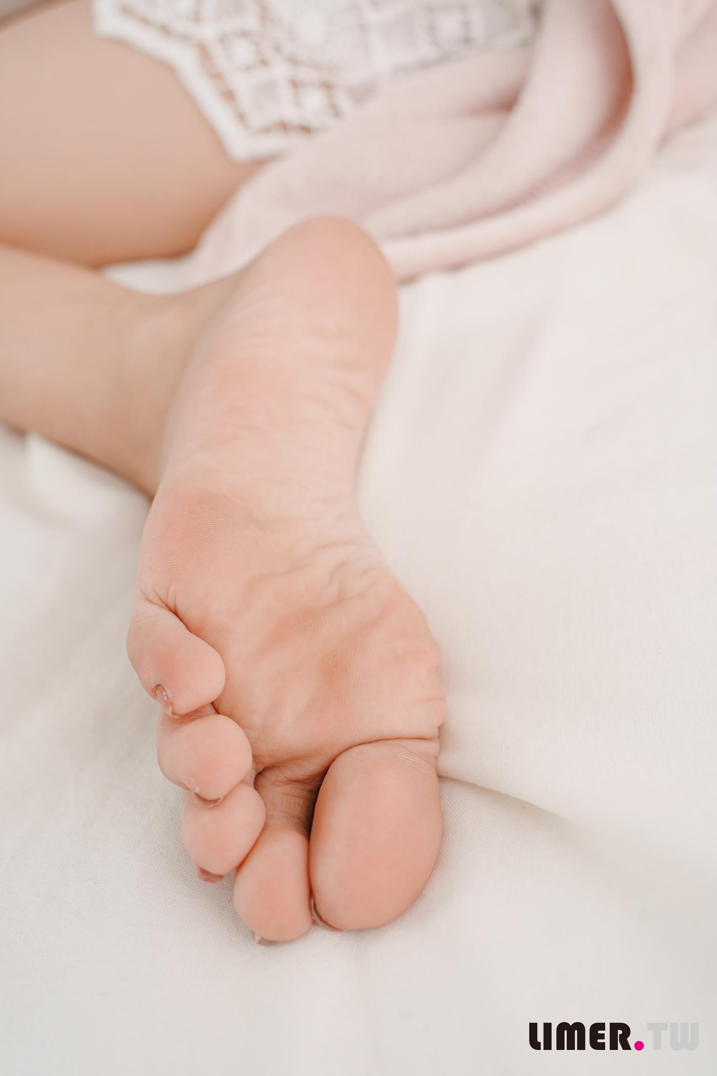 图片[54]-Limerence原创 NO.057 Yumi 变身可爱兔兔送裸足来拜年[165P] – 速更版-美库