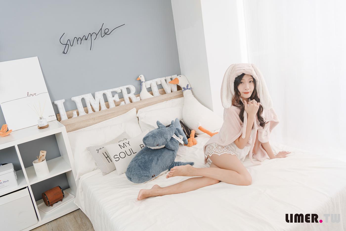 图片[60]-Limerence原创 NO.057 Yumi 变身可爱兔兔送裸足来拜年[165P] – 速更版-美库