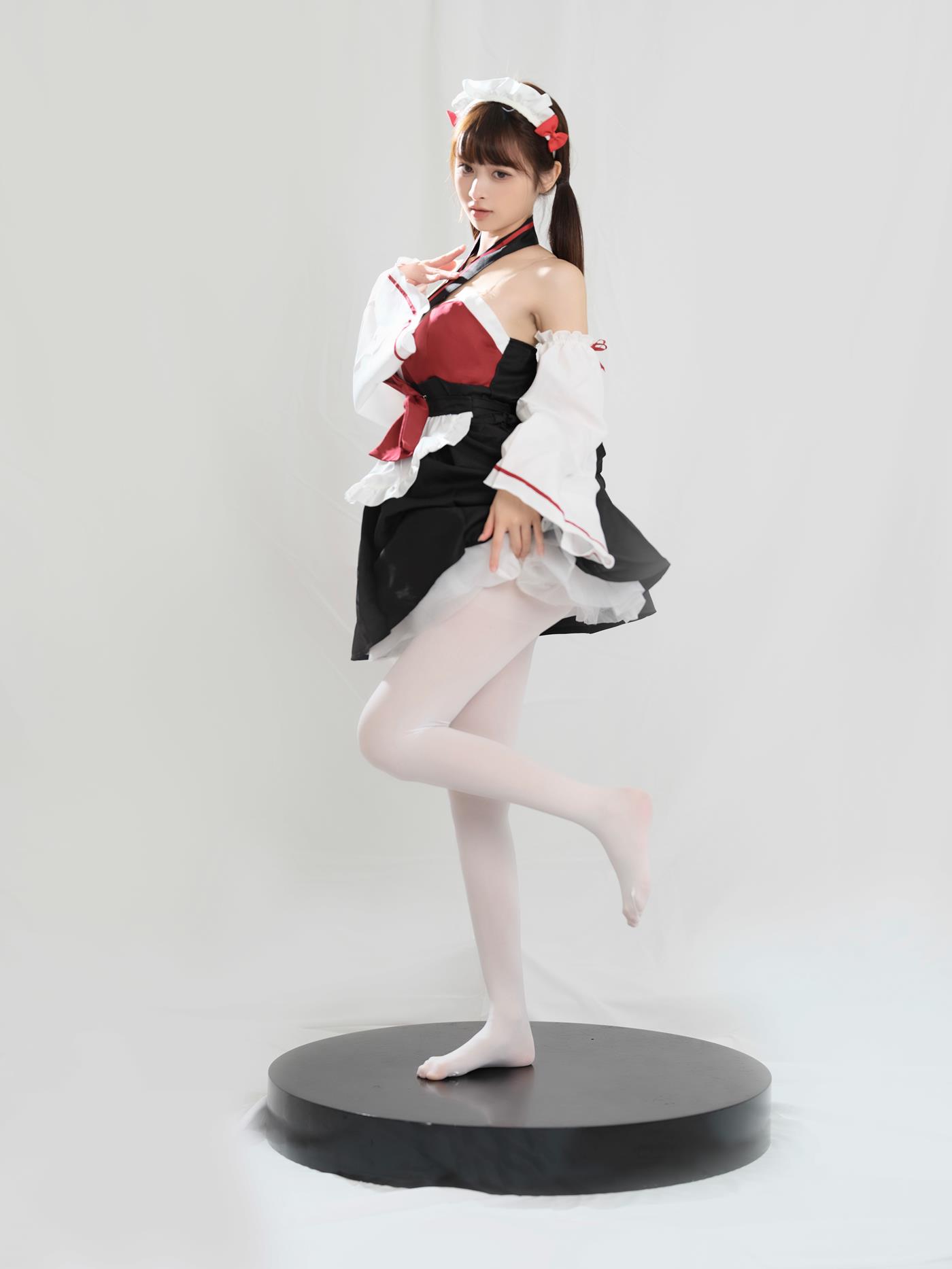 图片[22]-河豚抚子 红衣小女仆 [25P] – 速更版-美库