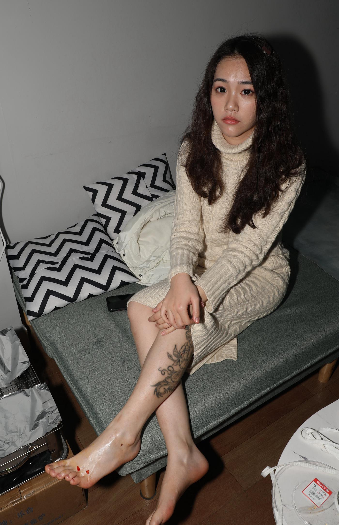 图片[40]-[Pary学生模拍] No.046 大美女琪琪脚底大餐，近距离脚底特写 [130P] – 速更版-美库