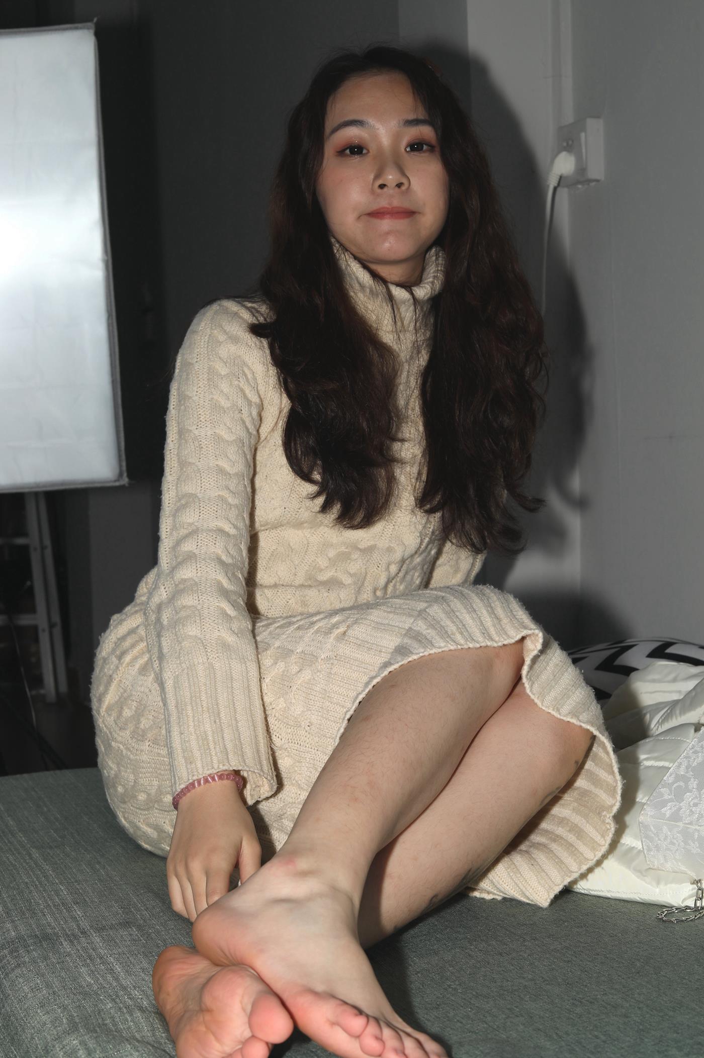 图片[51]-[Pary学生模拍] No.046 大美女琪琪脚底大餐，近距离脚底特写 [130P] – 速更版-美库