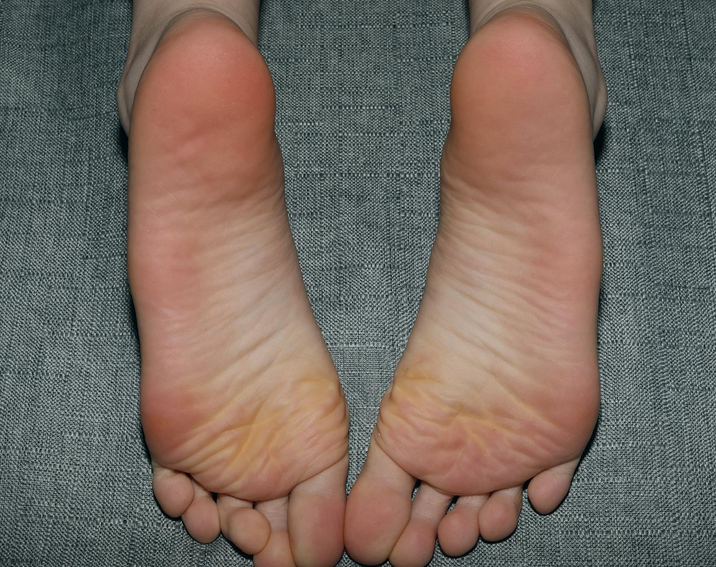 图片[79]-[Pary学生模拍] No.046 大美女琪琪脚底大餐，近距离脚底特写 [130P] – 速更版-美库