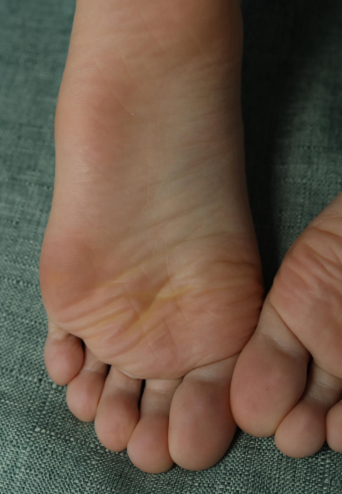 图片[90]-[Pary学生模拍] No.046 大美女琪琪脚底大餐，近距离脚底特写 [130P] – 速更版-美库