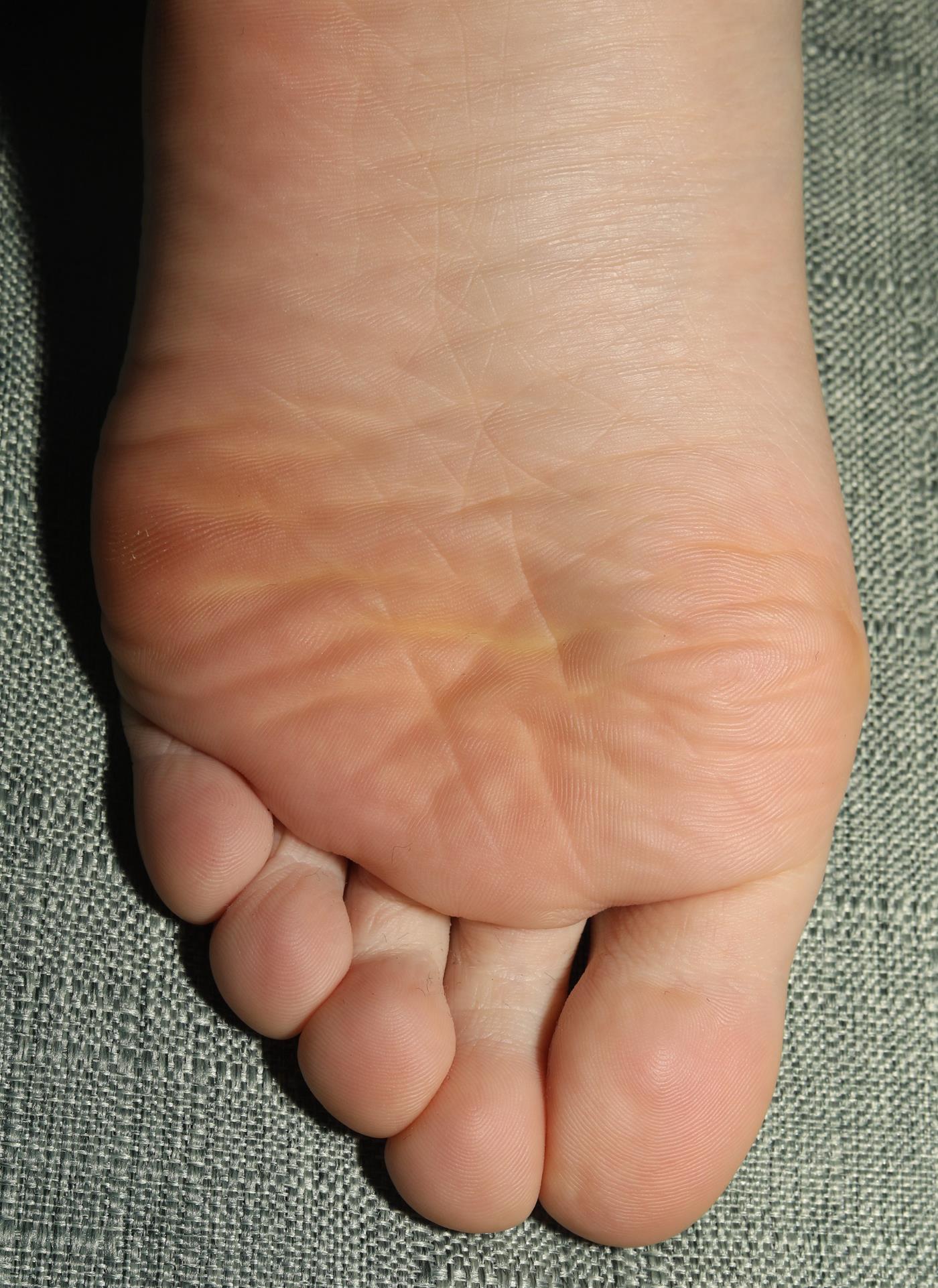 图片[124]-[Pary学生模拍] No.046 大美女琪琪脚底大餐，近距离脚底特写 [130P] – 速更版-美库