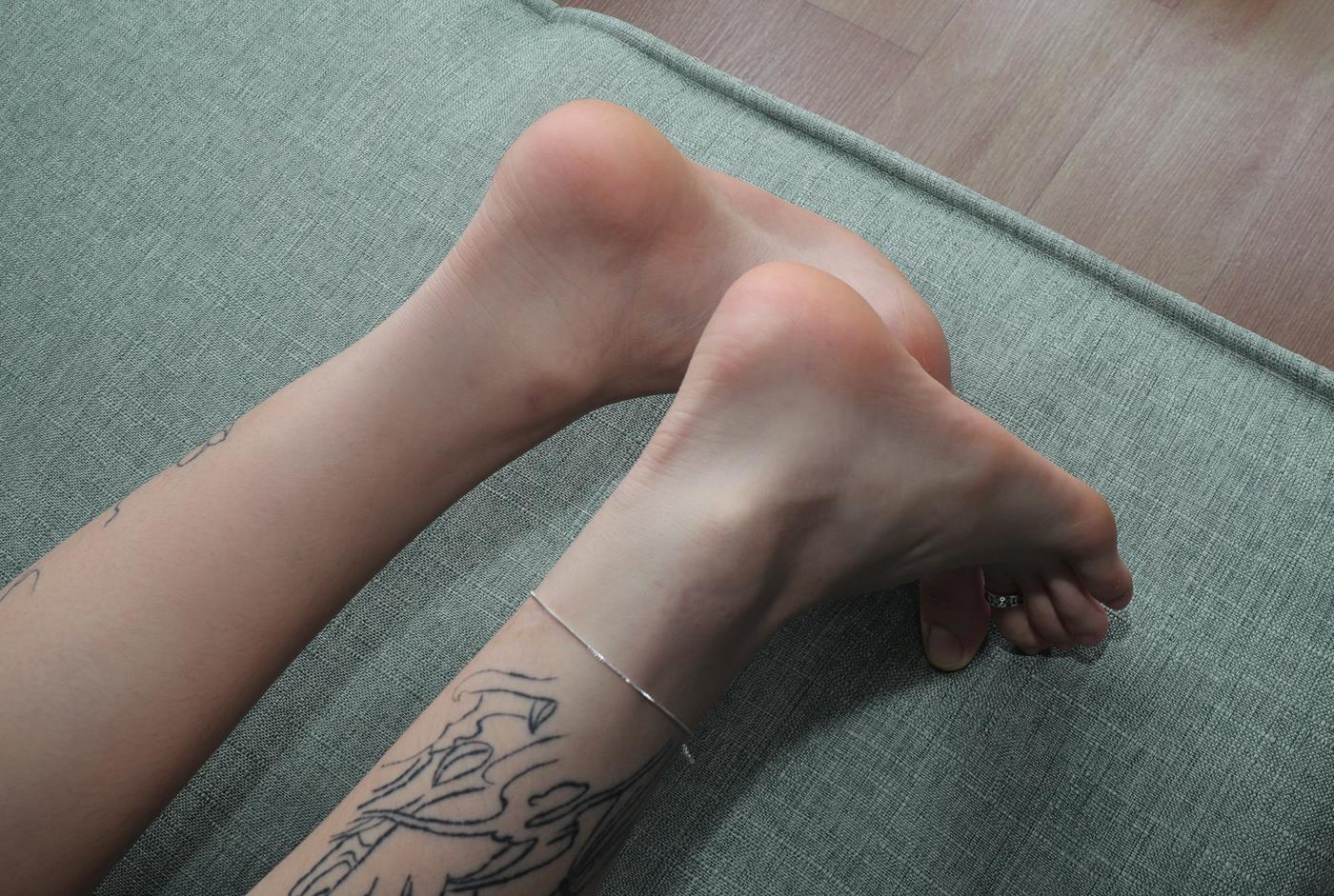 图片[57]-[Pary学生模拍] No.047 大美女婉华再次展示39码超白大美jiao [120P] – 速更版-美库