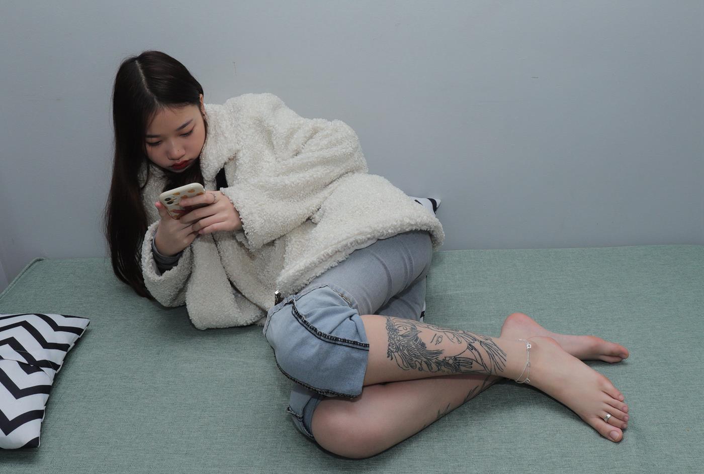 图片[102]-[Pary学生模拍] No.047 大美女婉华再次展示39码超白大美jiao [120P] – 速更版-美库