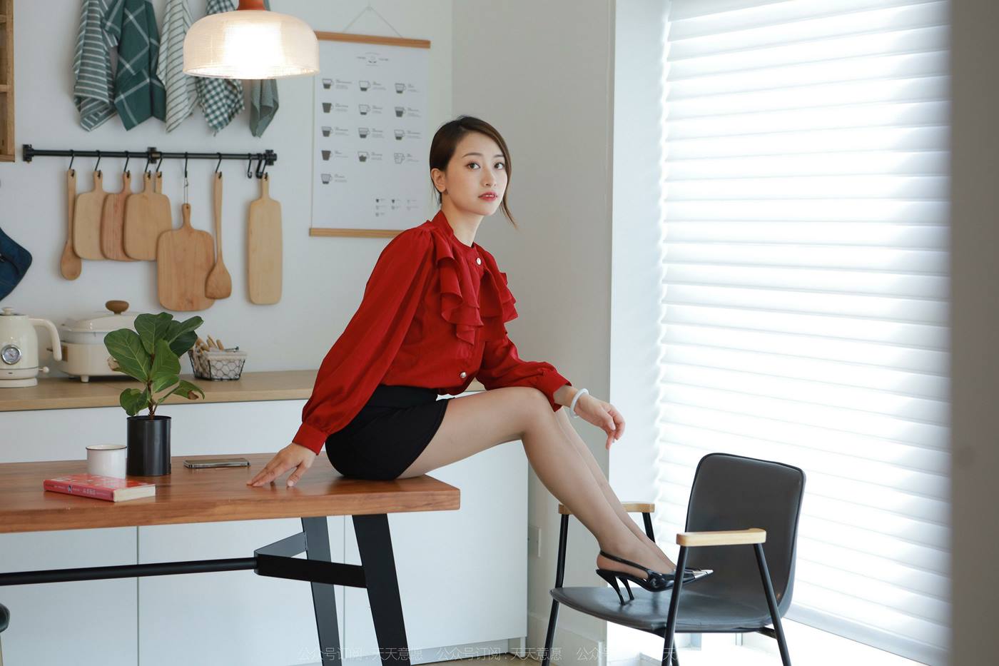 图片[56]-[IESS异思趣向] 2022.09.02 丝享家1195：小婕《红色暗示》[96P] – 速更版-美库