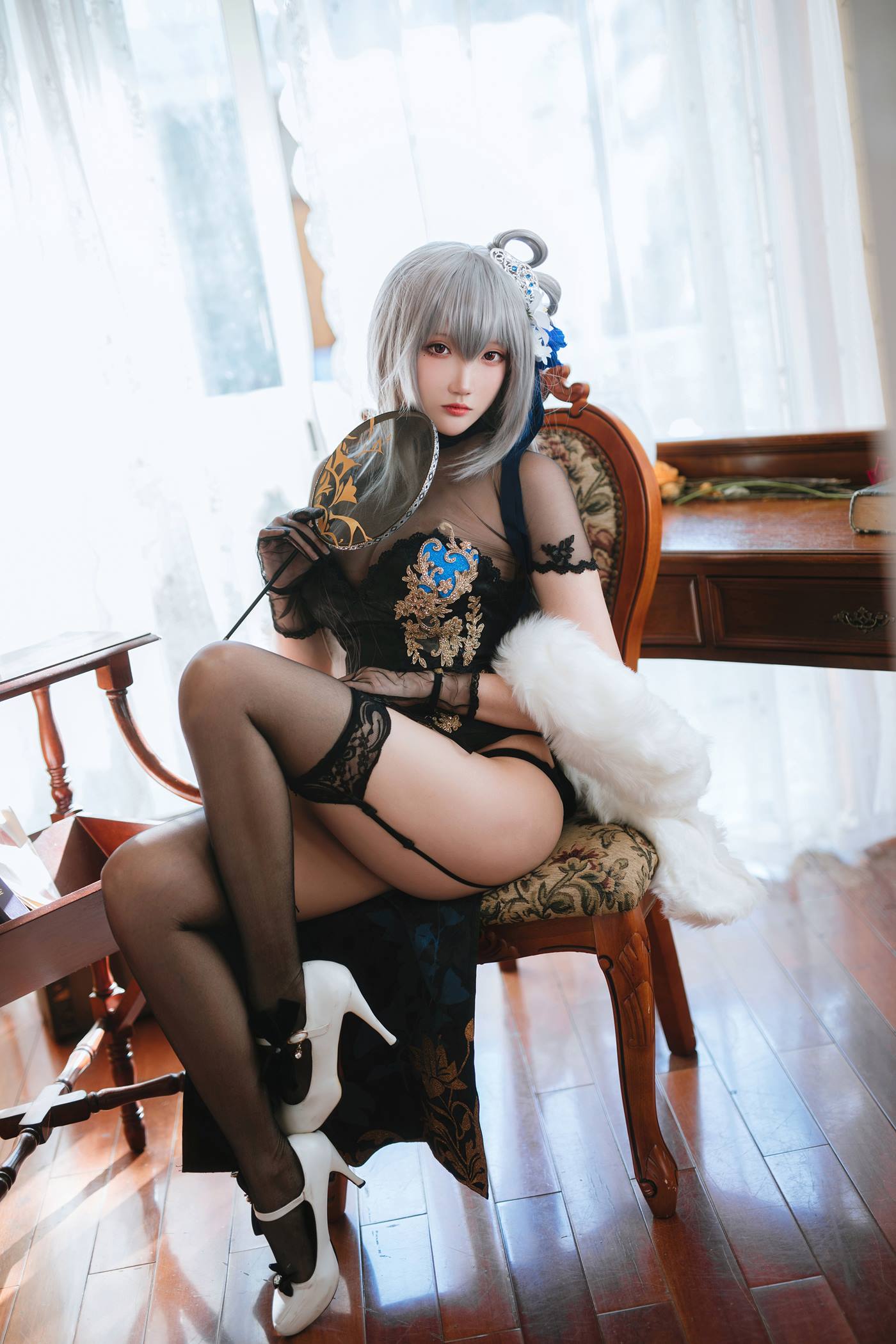 图片[12]-Coser瓜希酱福利  碧蓝航线 路易九世旗袍 [18P] – 速更版-美库