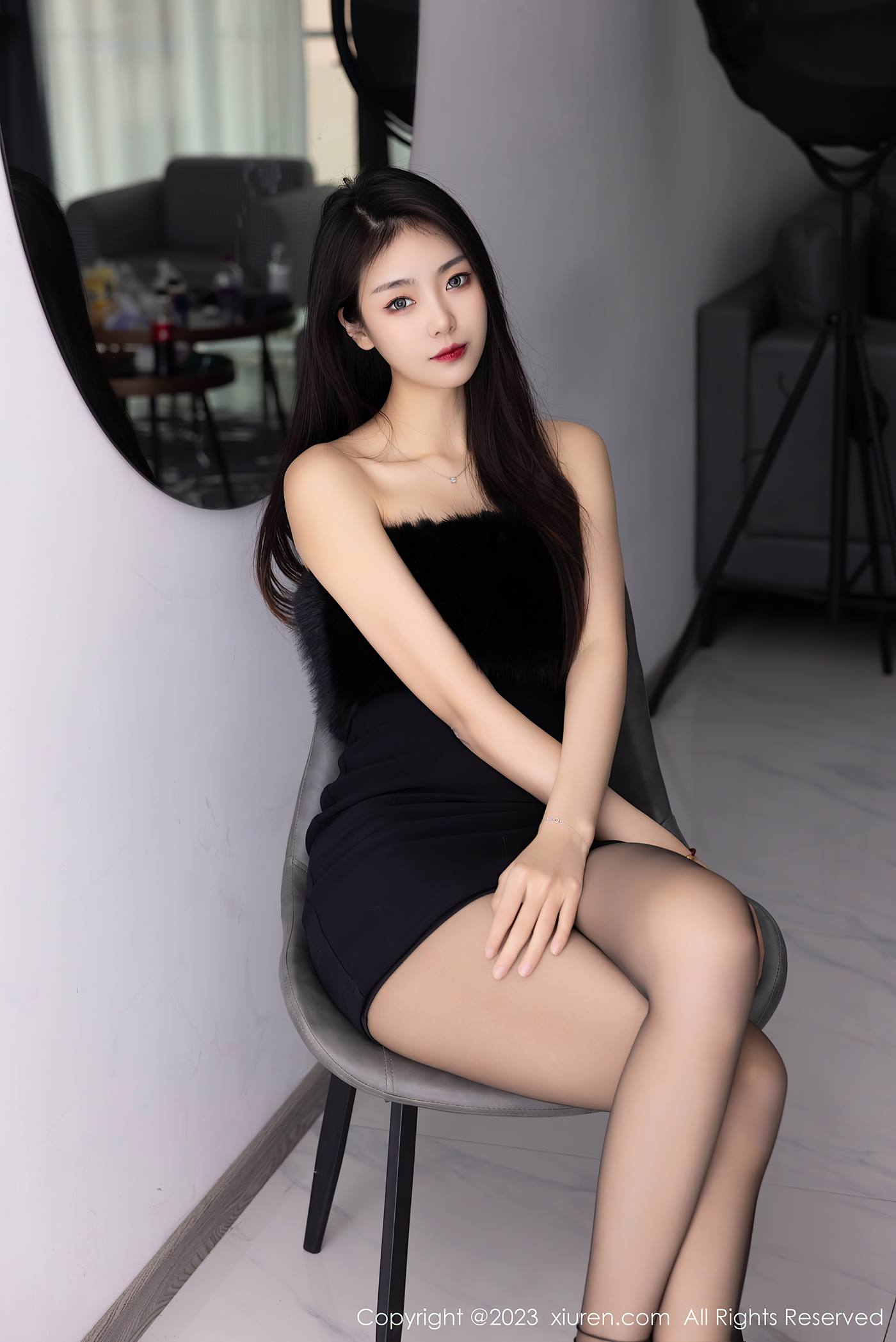[Xiuren秀人网]2023.02.16 NO.6275 可樂Vicky[60+1P] - 速更版-绅士图
