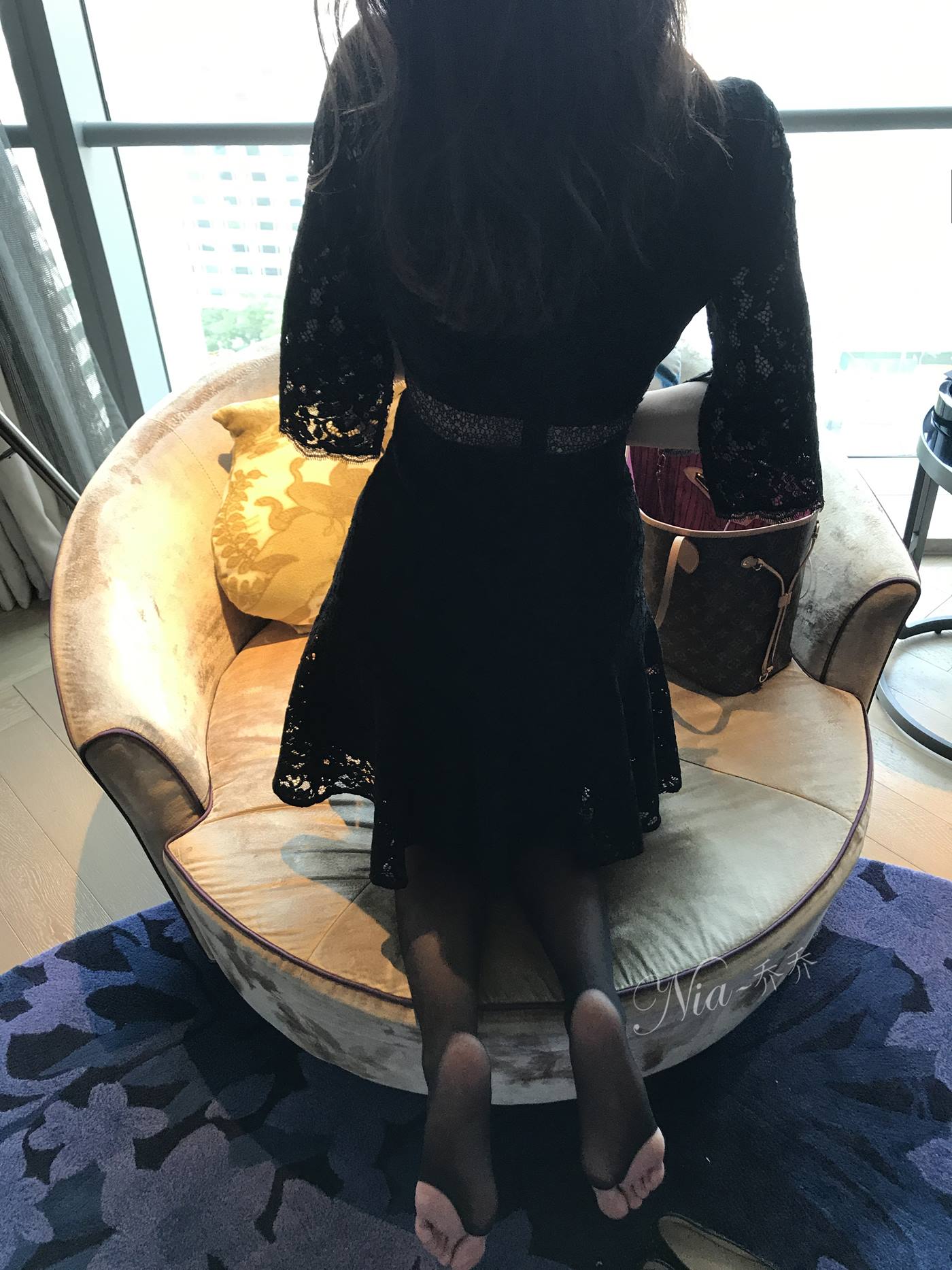 图片[15]-安乔乔儿(Nia乔乔)  出差刚到酒店呀[118P] – 速更版-美库