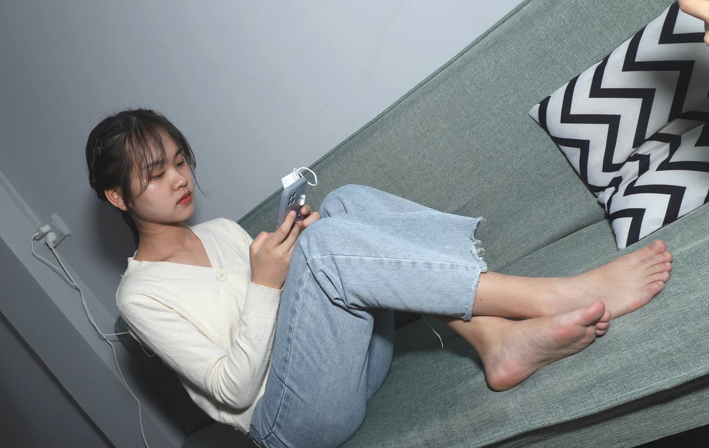 图片[13]-[Pary学生模拍] No.048 大学生秀秀展示36码小嫩脚 [107P] – 速更版-美库