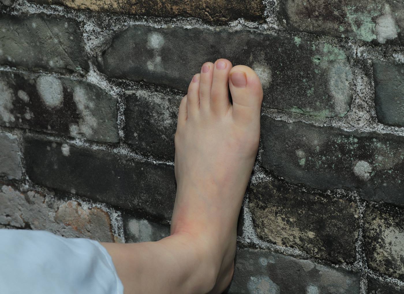 图片[56]-[Pary学生模拍] No.049 极品美女小芳穿上汉服古镇赤脚 [151P] – 速更版-美库