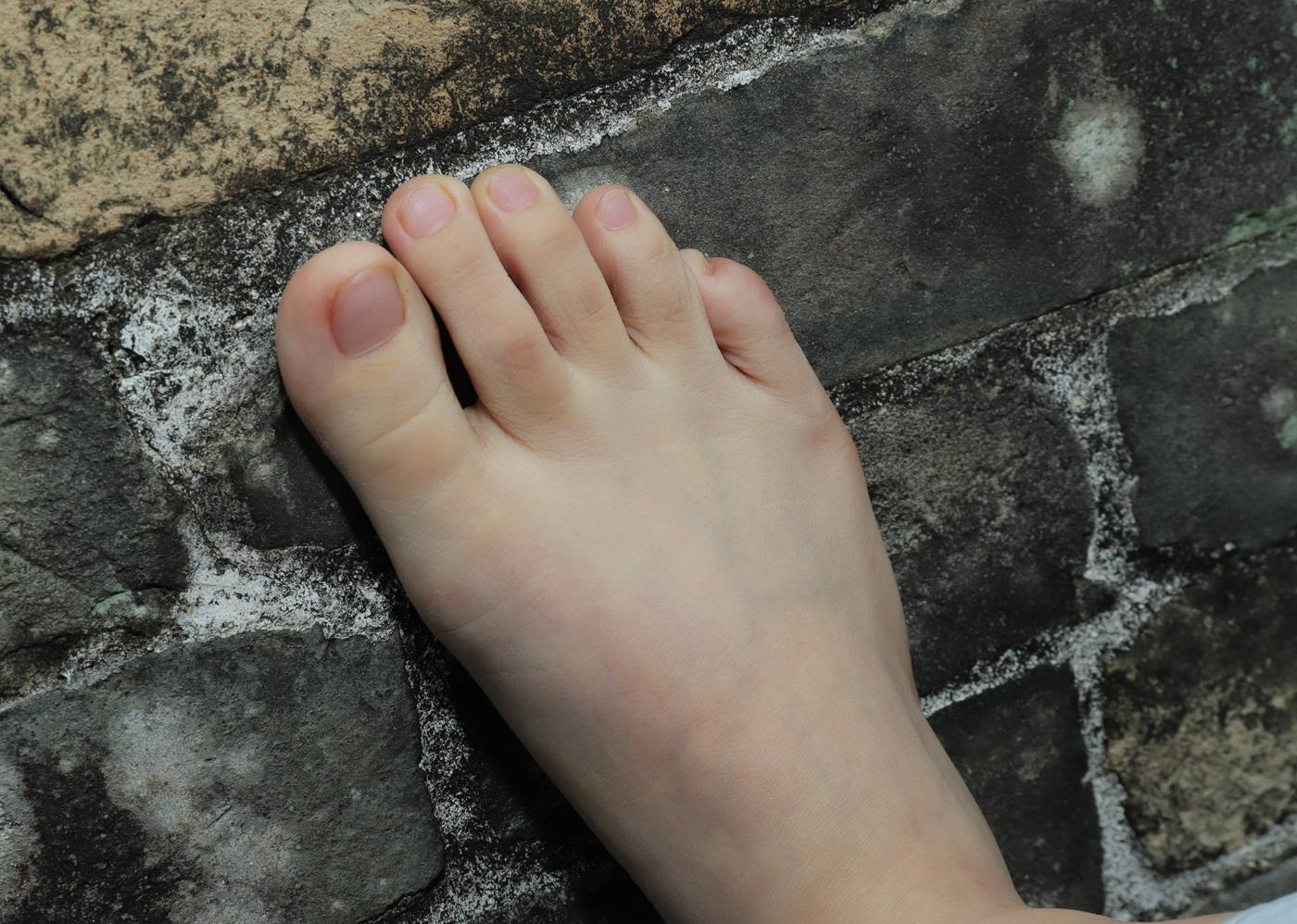 图片[60]-[Pary学生模拍] No.049 极品美女小芳穿上汉服古镇赤脚 [151P] – 速更版-美库