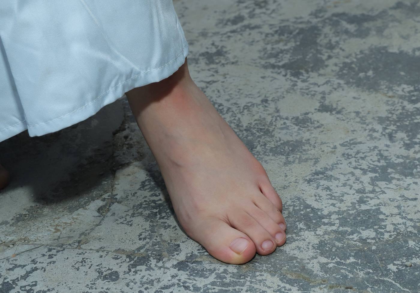 图片[69]-[Pary学生模拍] No.049 极品美女小芳穿上汉服古镇赤脚 [151P] – 速更版-美库