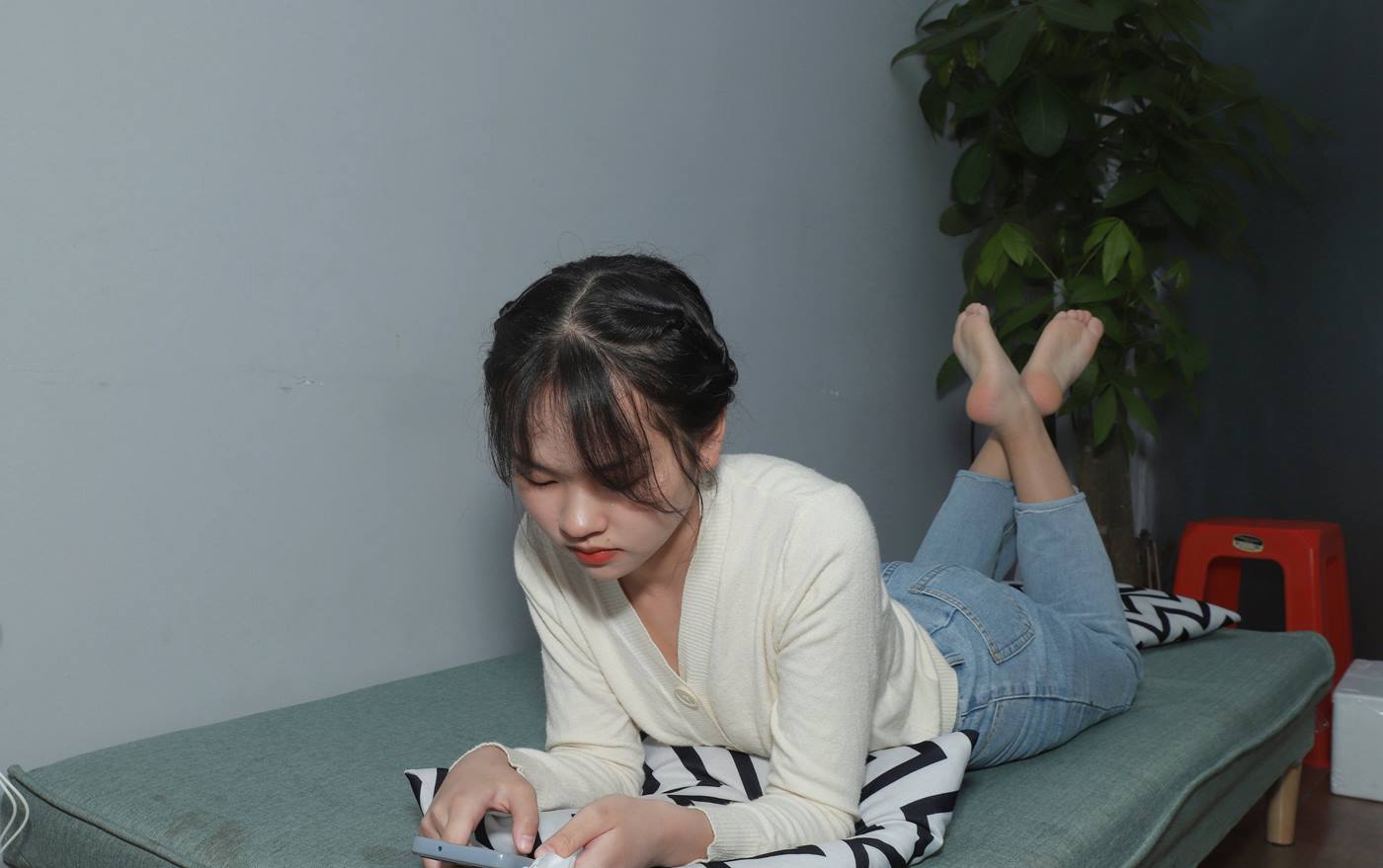 图片[98]-[Pary学生模拍] No.048 大学生秀秀展示36码小嫩脚 [107P] – 速更版-美库