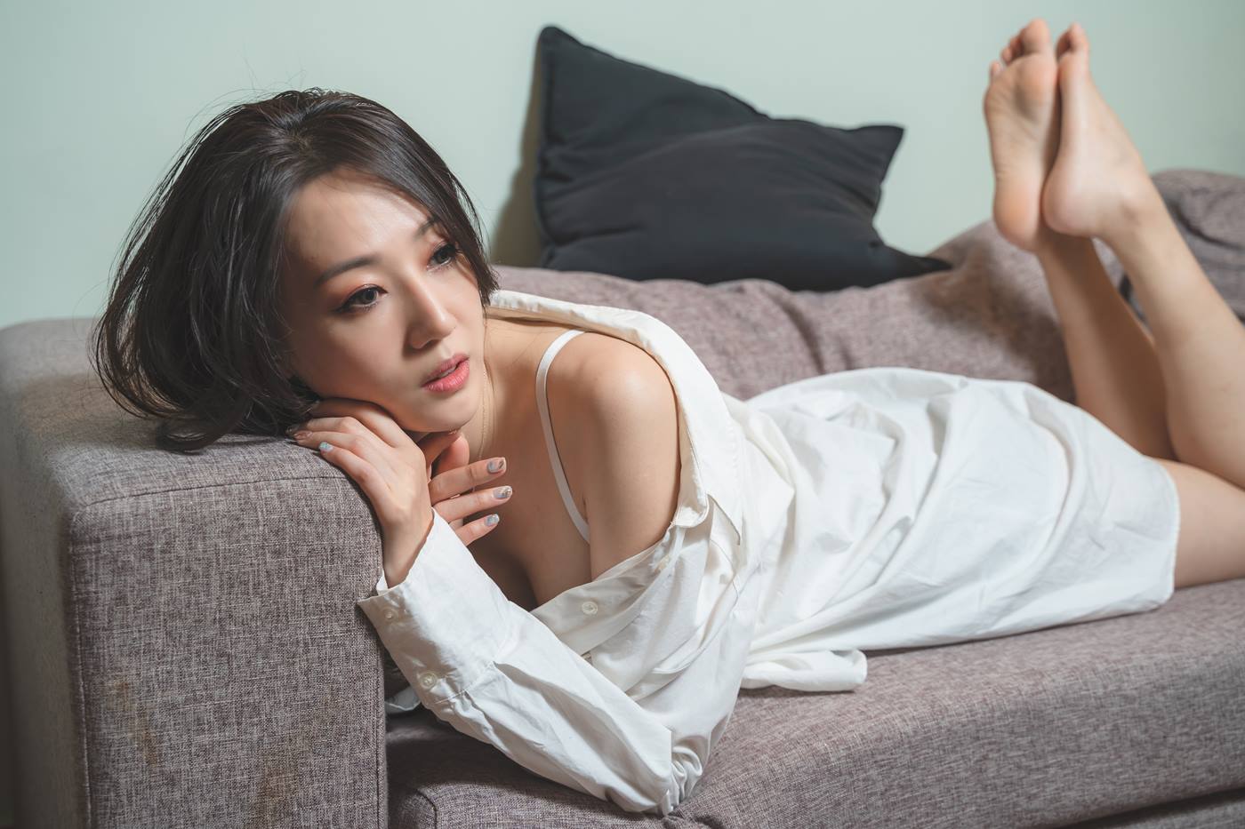 图片[90]-Limerence原创 No.060 性感白衬衫yoko 还不快躺下让我踩踩 [124P] – 速更版-美库