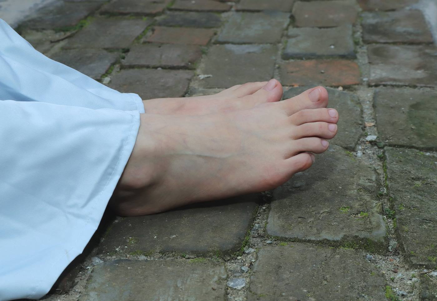 图片[145]-[Pary学生模拍] No.049 极品美女小芳穿上汉服古镇赤脚 [151P] – 速更版-美库