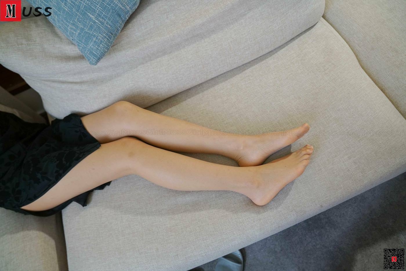 图片[37]-[MussGirl慕丝女郎]NO.423 居家沙发A[58P] – 速更版-美库