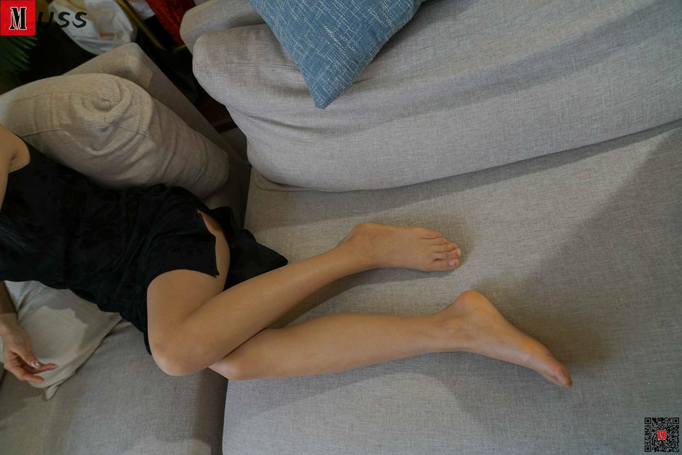 图片[41]-[MussGirl慕丝女郎]NO.423 居家沙发A[58P] – 速更版-美库