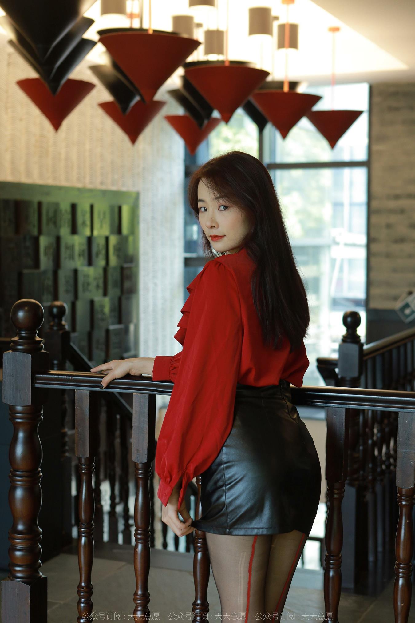 图片[86]-[IESS异思趣向] 耽丝  221117小金 [87P] – 速更版-美库