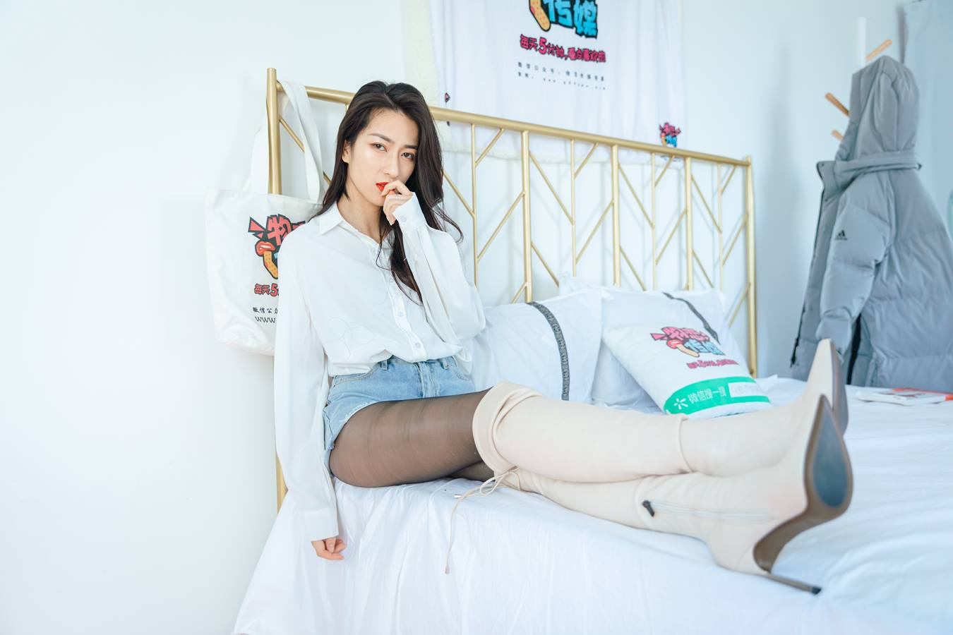 图片[18]-物恋传媒 NO.725 小茶-画中戏情[154P] – 速更版-美库