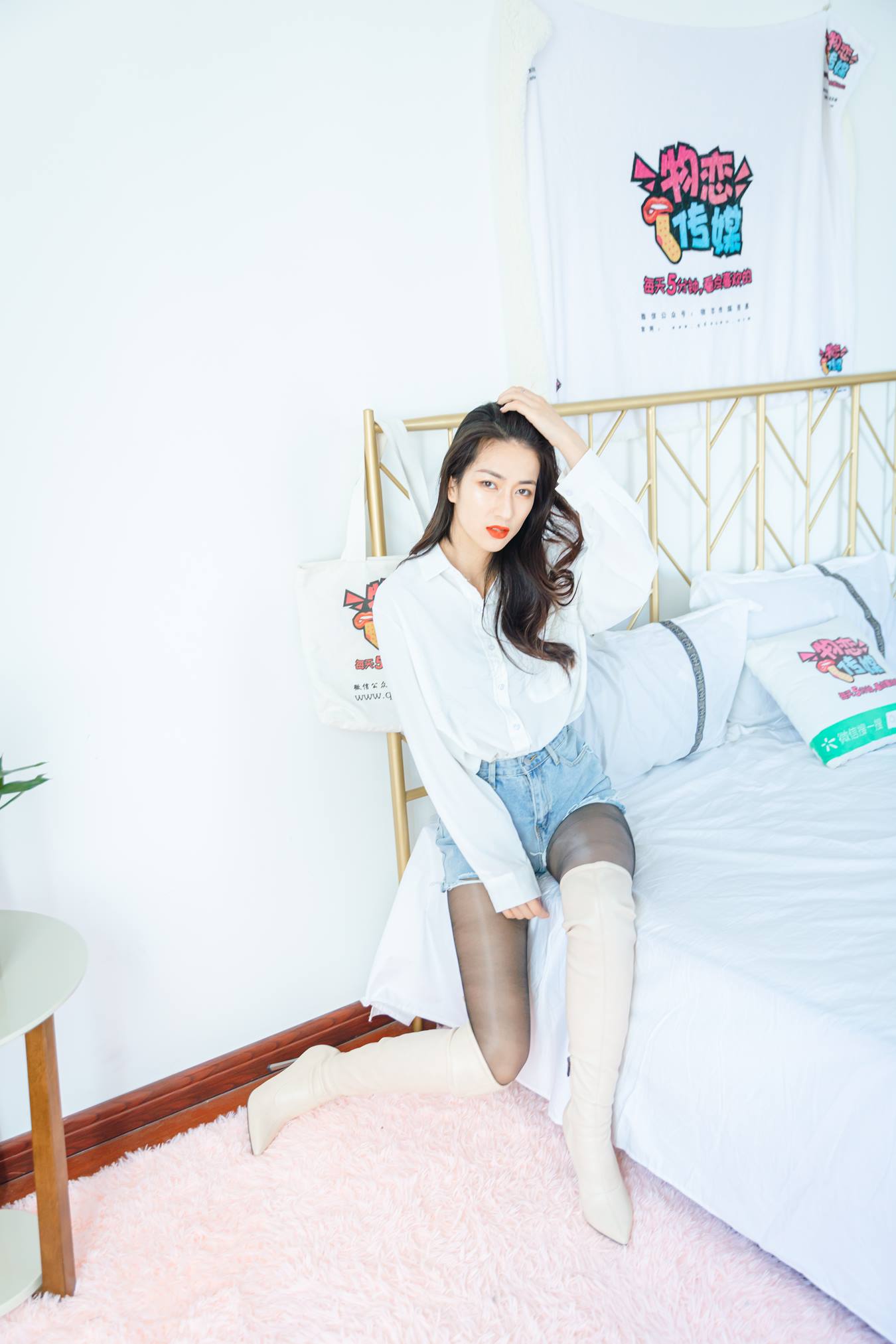 图片[19]-物恋传媒 NO.725 小茶-画中戏情[154P] – 速更版-美库