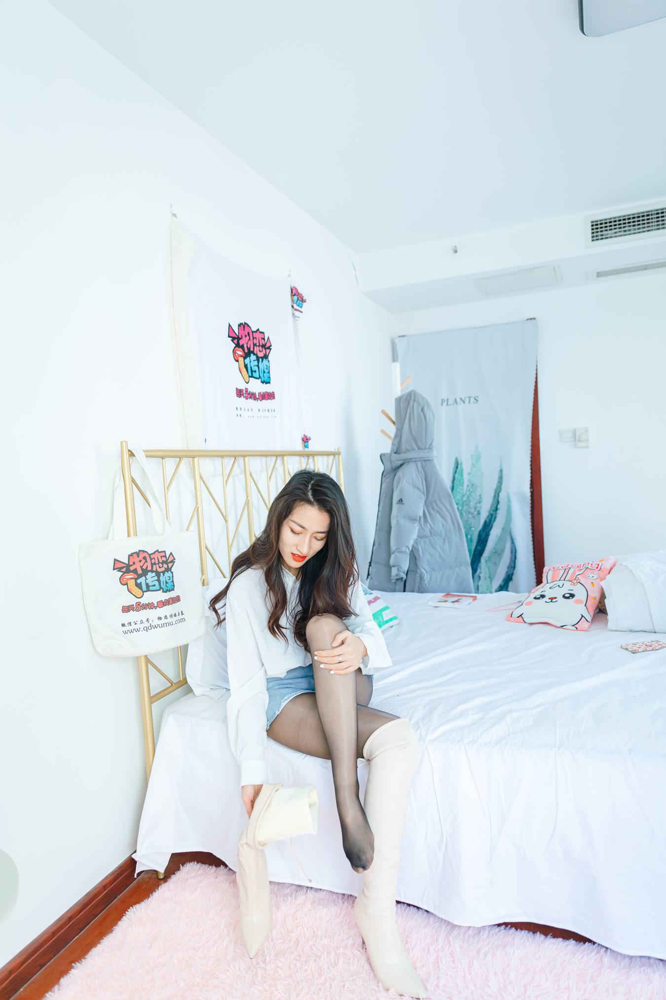 图片[70]-物恋传媒 NO.725 小茶-画中戏情[154P] – 速更版-美库