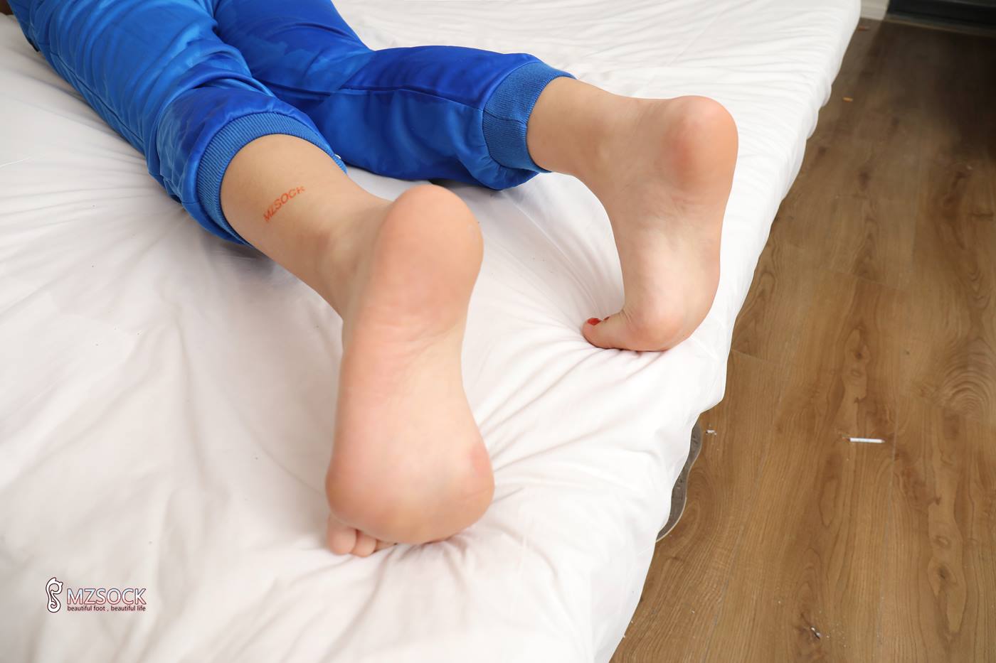 图片[73]-[MZSOCK]爱美足 NO.172 Ella[83P] – 速更版-美库