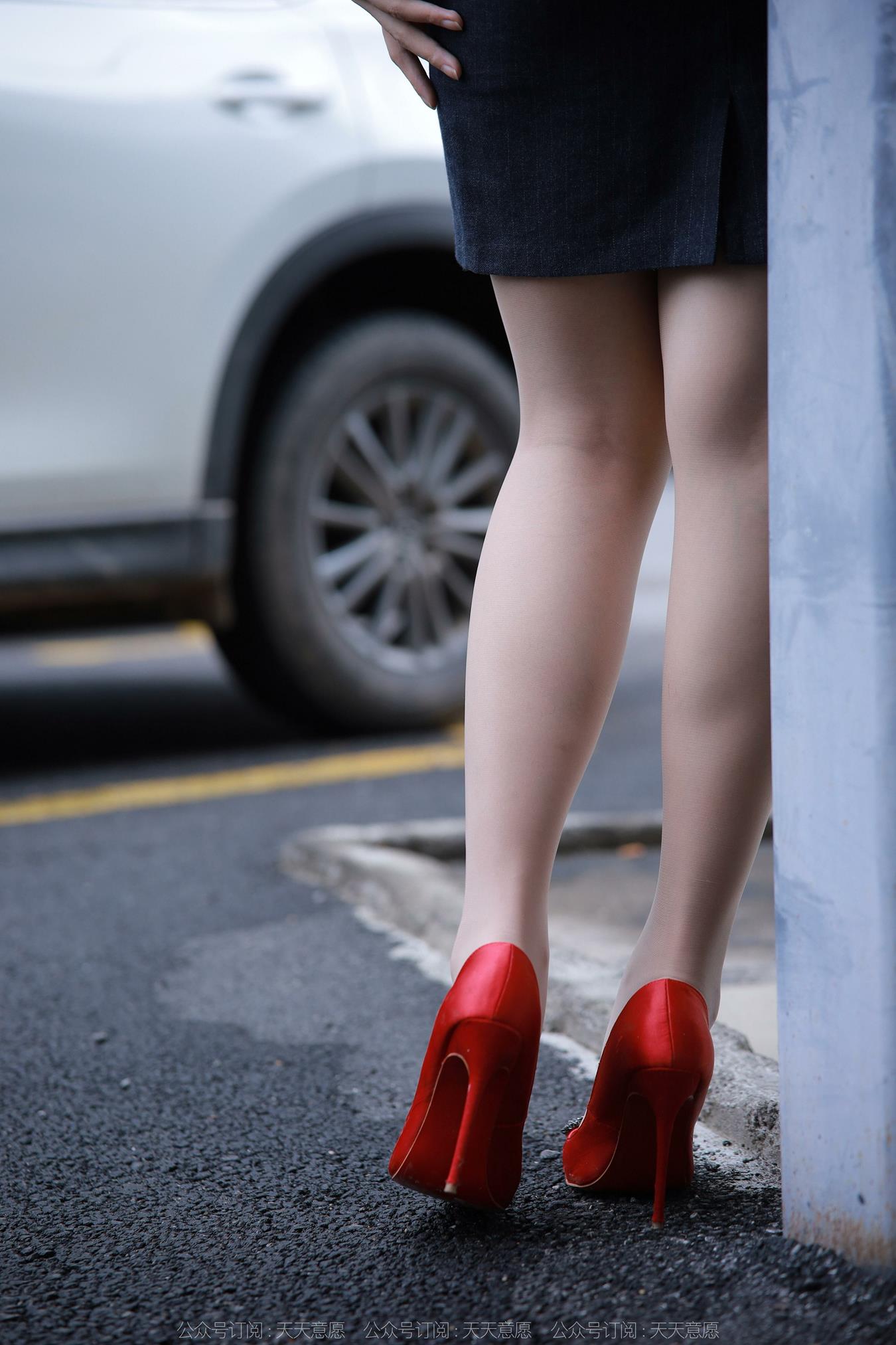 图片[13]-[IESS异思趣向] 耽丝  221120小宝 [87P] – 速更版-美库