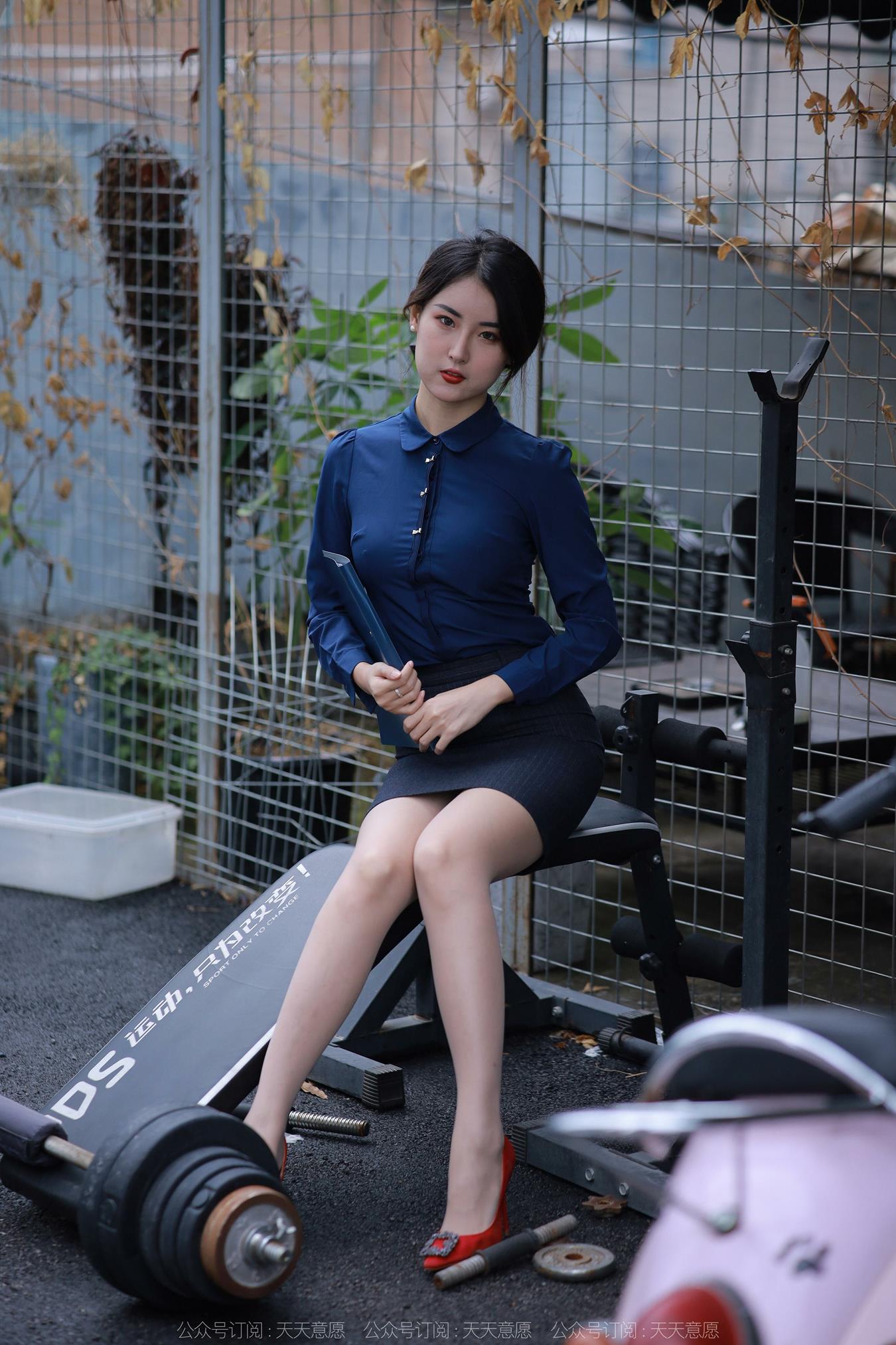 图片[28]-[IESS异思趣向] 耽丝  221120小宝 [87P] – 速更版-美库