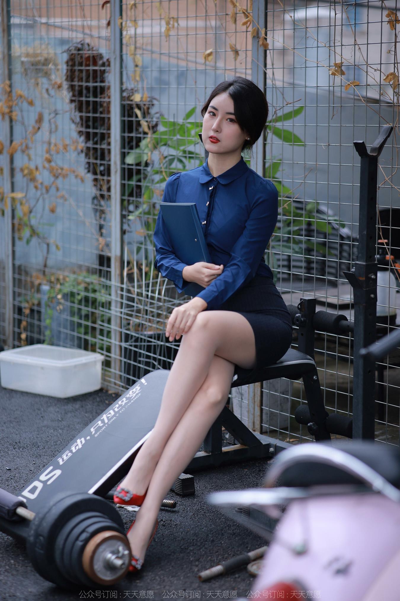 图片[31]-[IESS异思趣向] 耽丝  221120小宝 [87P] – 速更版-美库