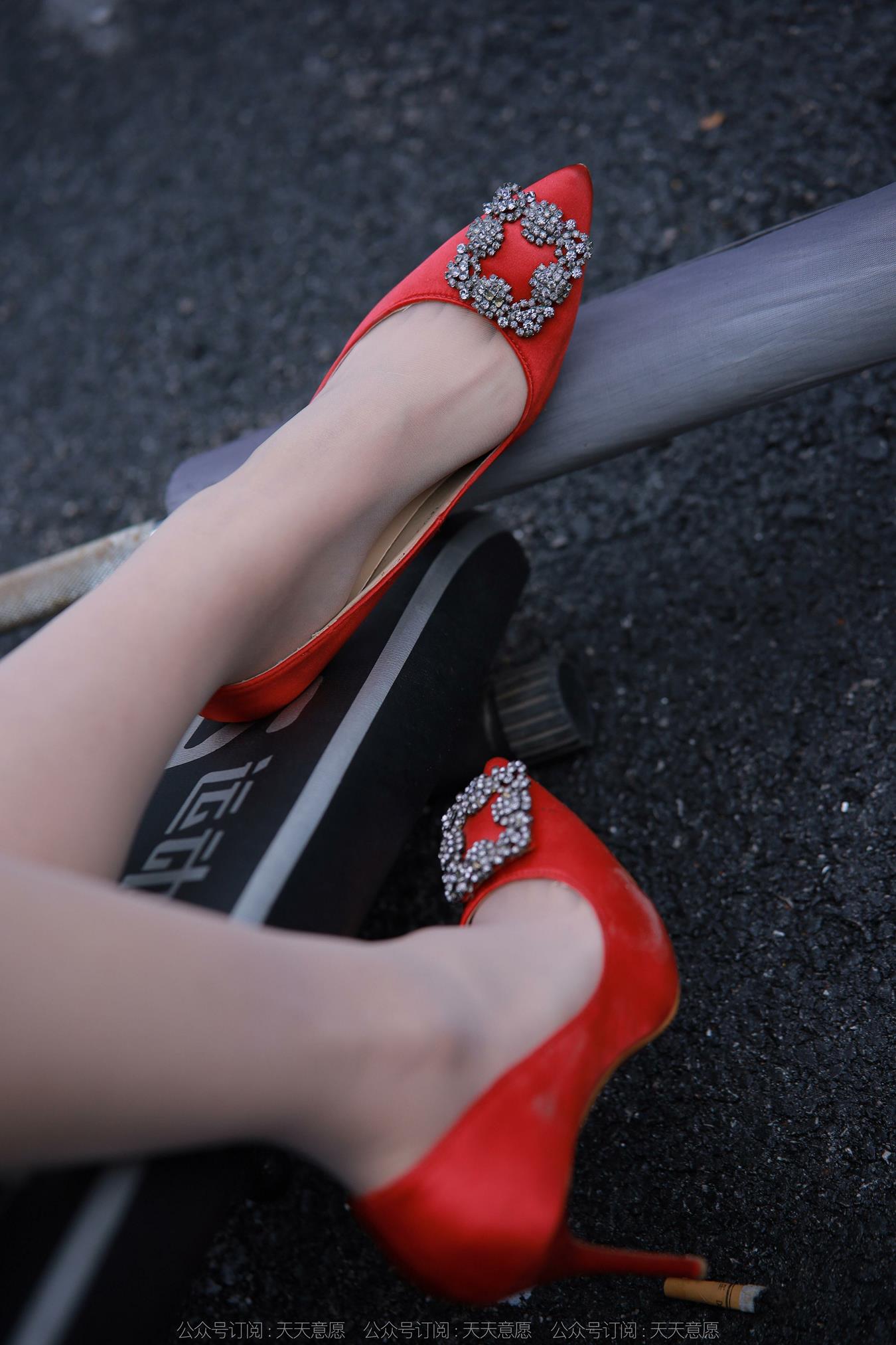 图片[41]-[IESS异思趣向] 耽丝  221120小宝 [87P] – 速更版-美库