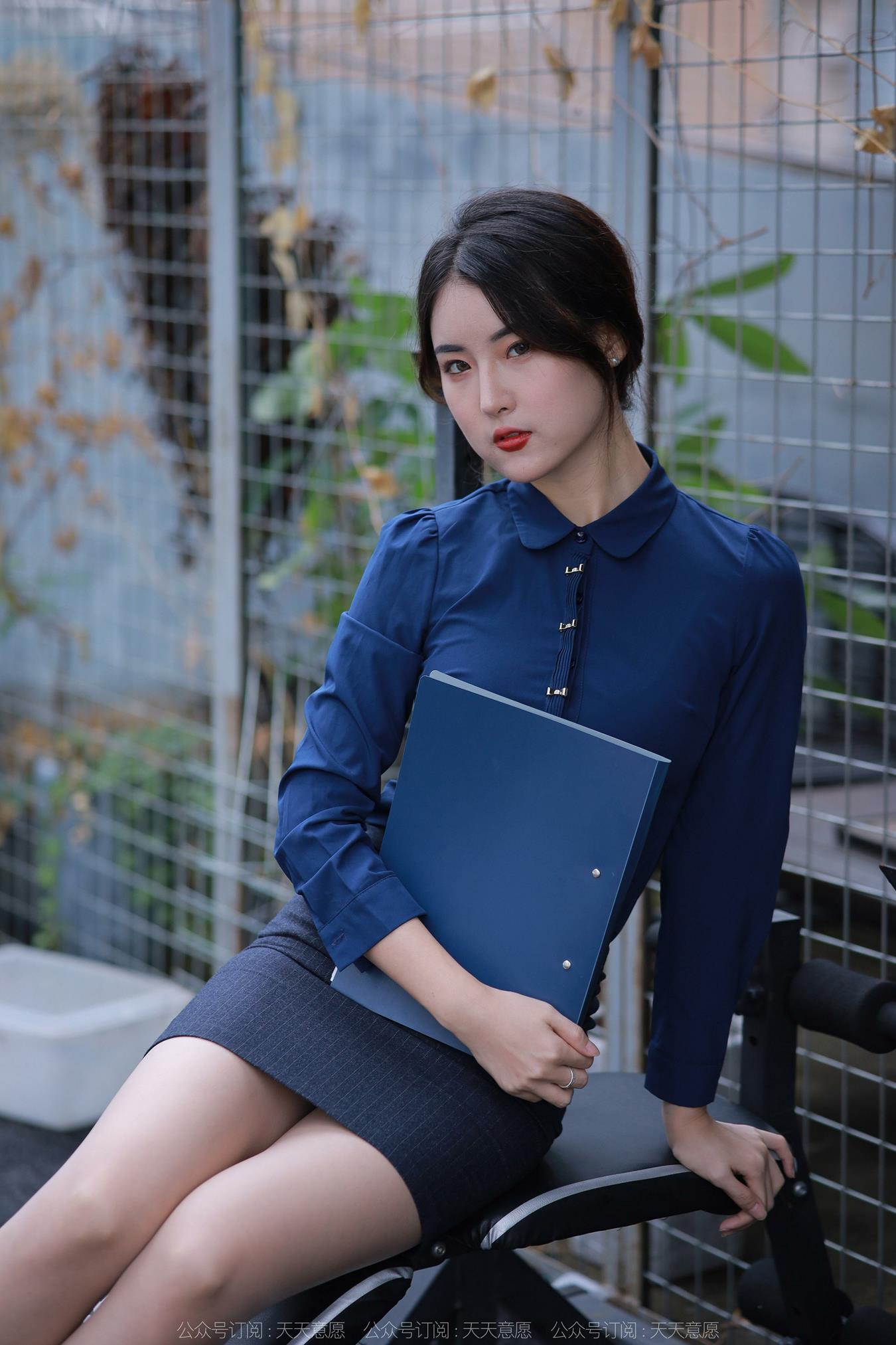 图片[54]-[IESS异思趣向] 耽丝  221120小宝 [87P] – 速更版-美库