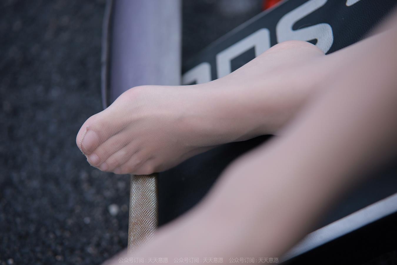 图片[57]-[IESS异思趣向] 耽丝  221120小宝 [87P] – 速更版-美库