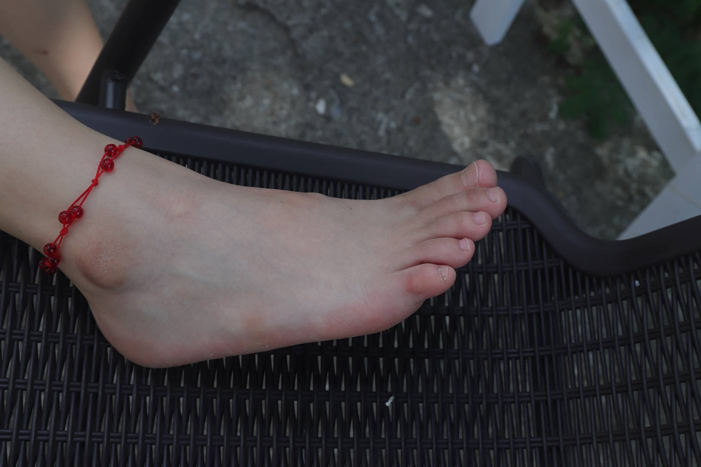 图片[17]-[Pary学生模拍] No.052 有点害羞的小尹的37码超白嫩脚 [76P] – 速更版-美库