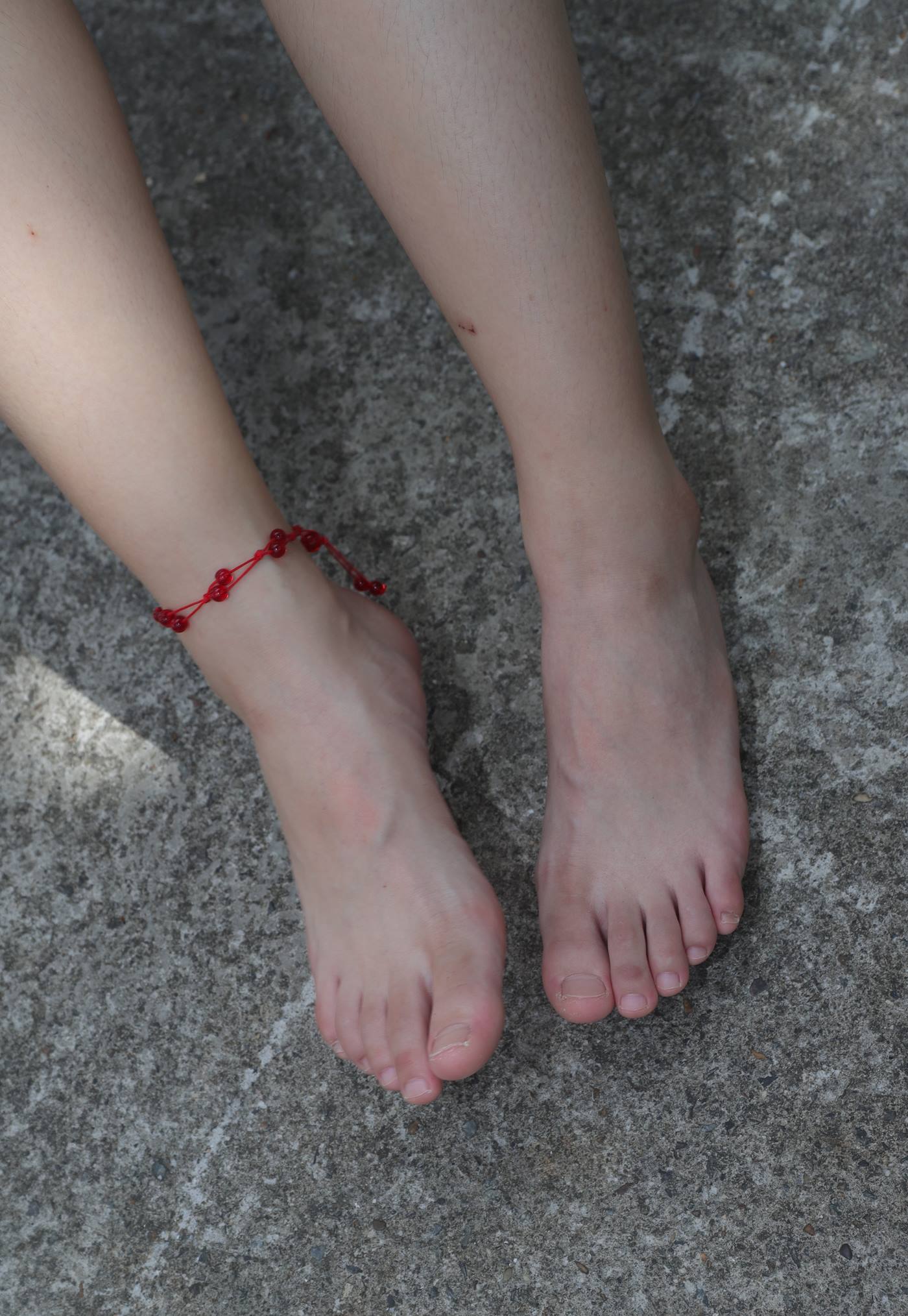 图片[45]-[Pary学生模拍] No.052 有点害羞的小尹的37码超白嫩脚 [76P] – 速更版-美库