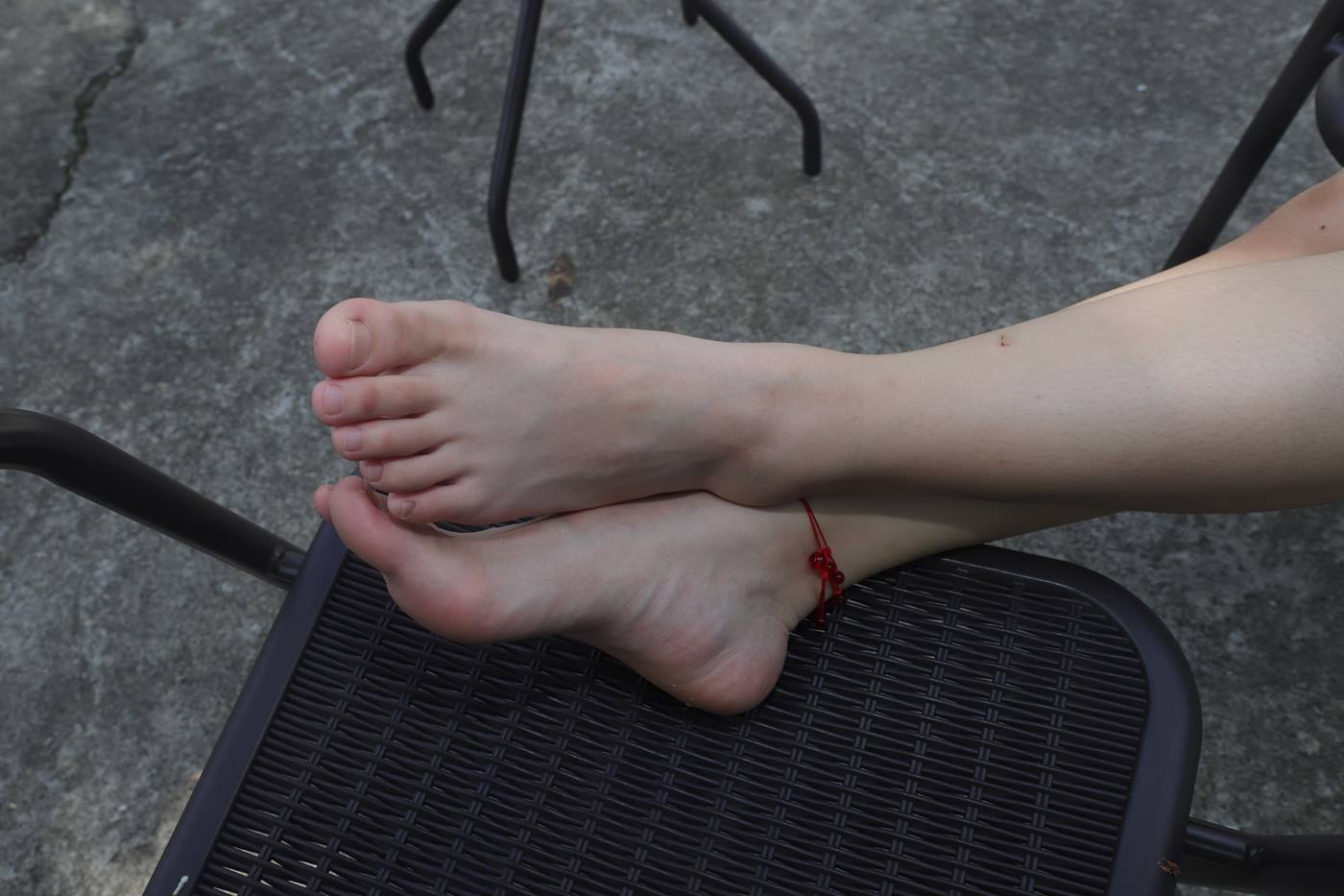 图片[64]-[Pary学生模拍] No.052 有点害羞的小尹的37码超白嫩脚 [76P] – 速更版-美库