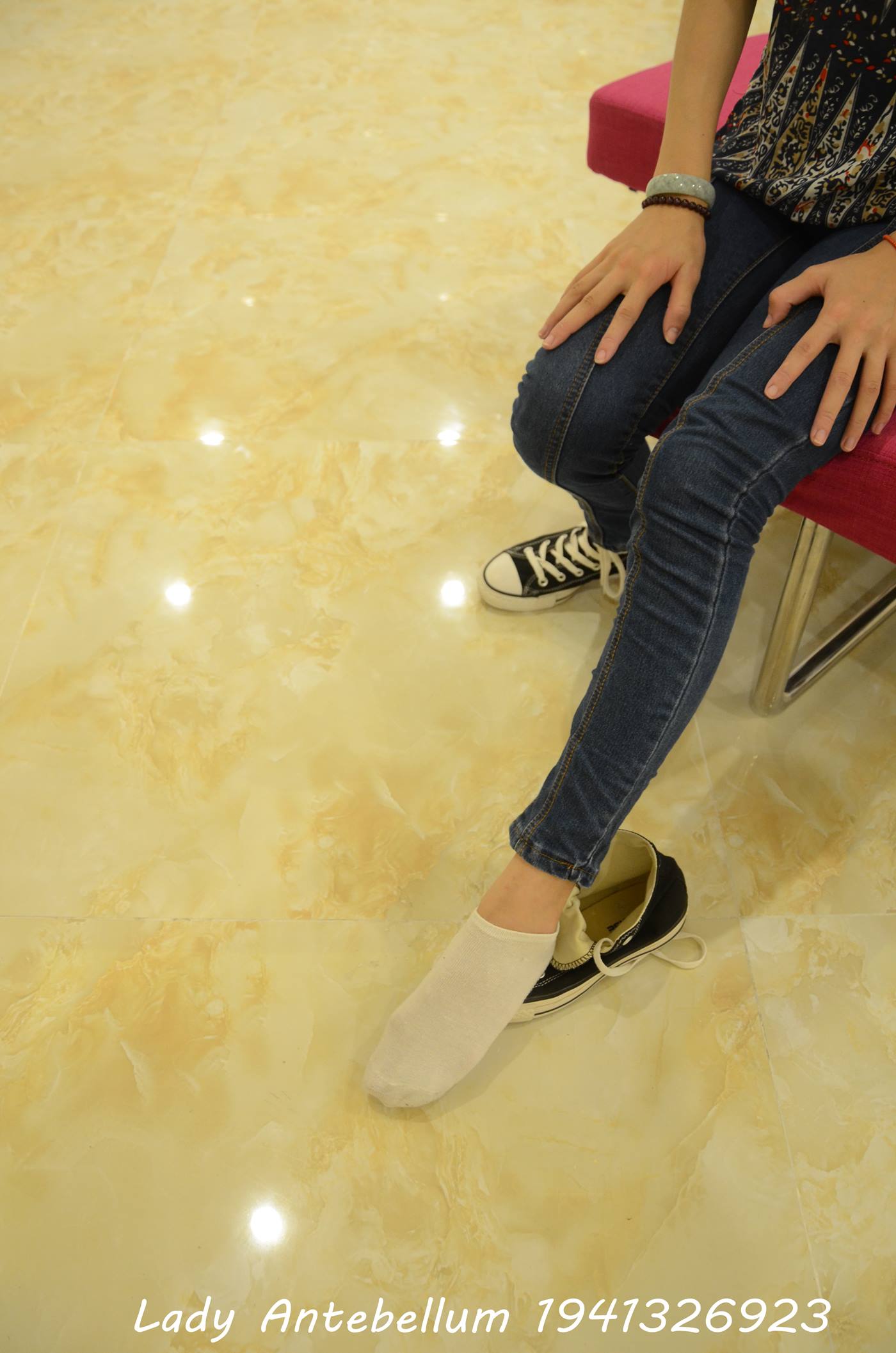 图片[13]-[战前女神] 美腿美足精品摄影套图 110  [115P] – 速更版-美库