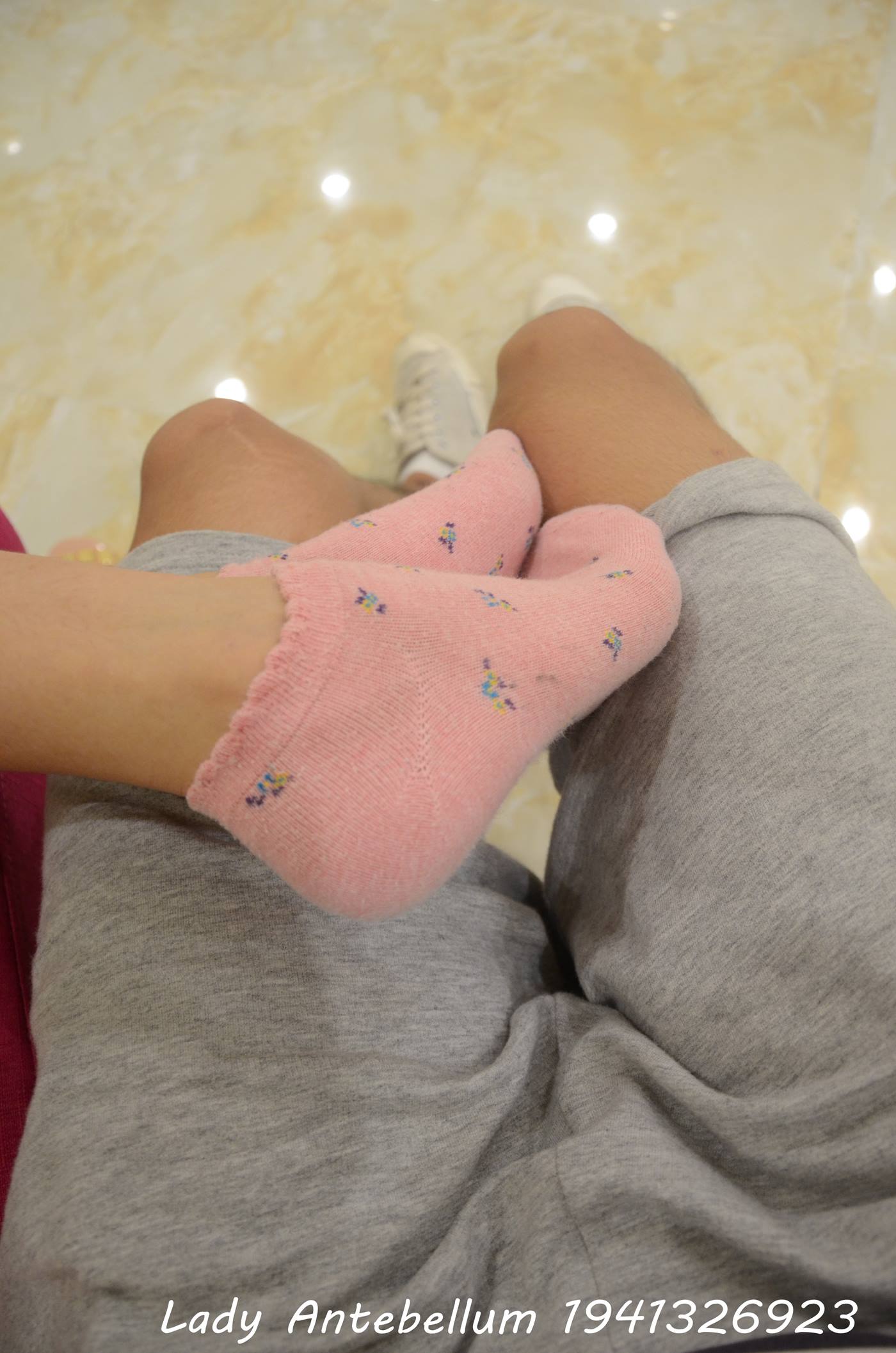 图片[17]-[战前女神] 美腿美足精品摄影套图 112  [101P] – 速更版-美库