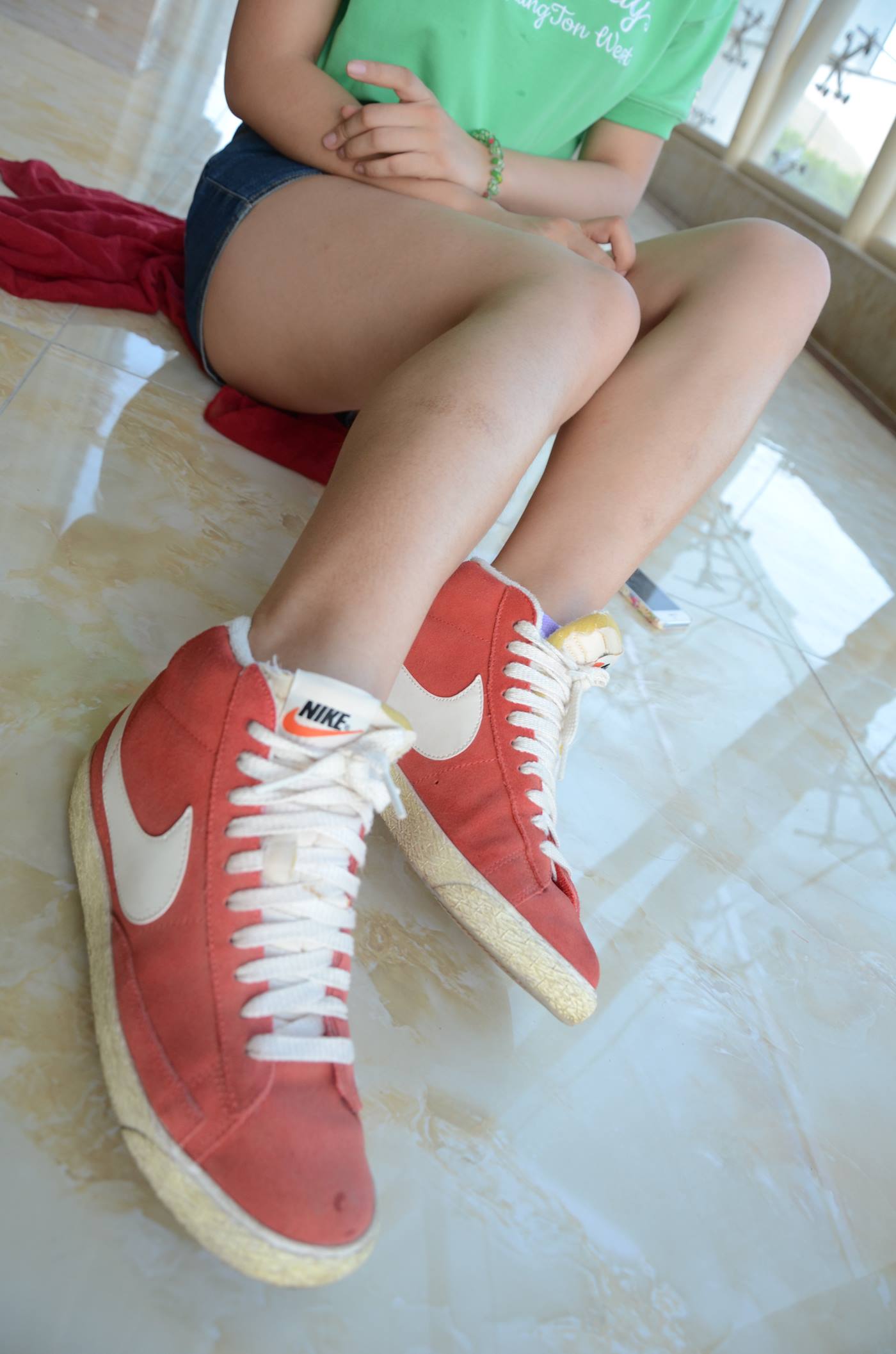 图片[13]-[战前女神] 美腿美足精品摄影套图 115 [127P] – 速更版-美库