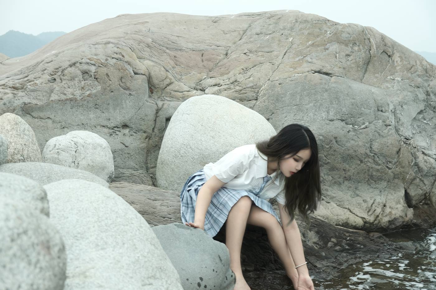 图片[12]-eloise软软  – 河边JK[32P] – 速更版-美库