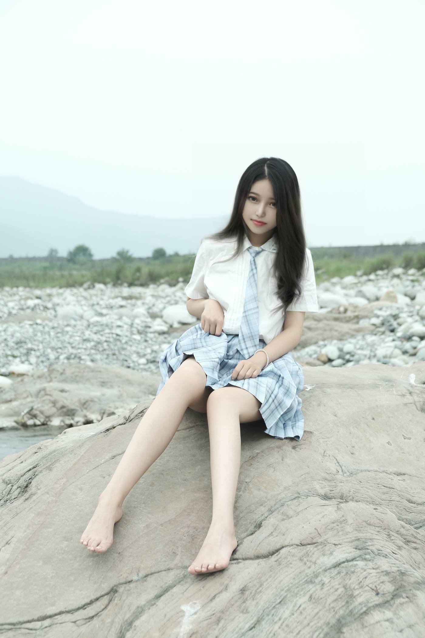 图片[21]-eloise软软  – 河边JK[32P] – 速更版-美库