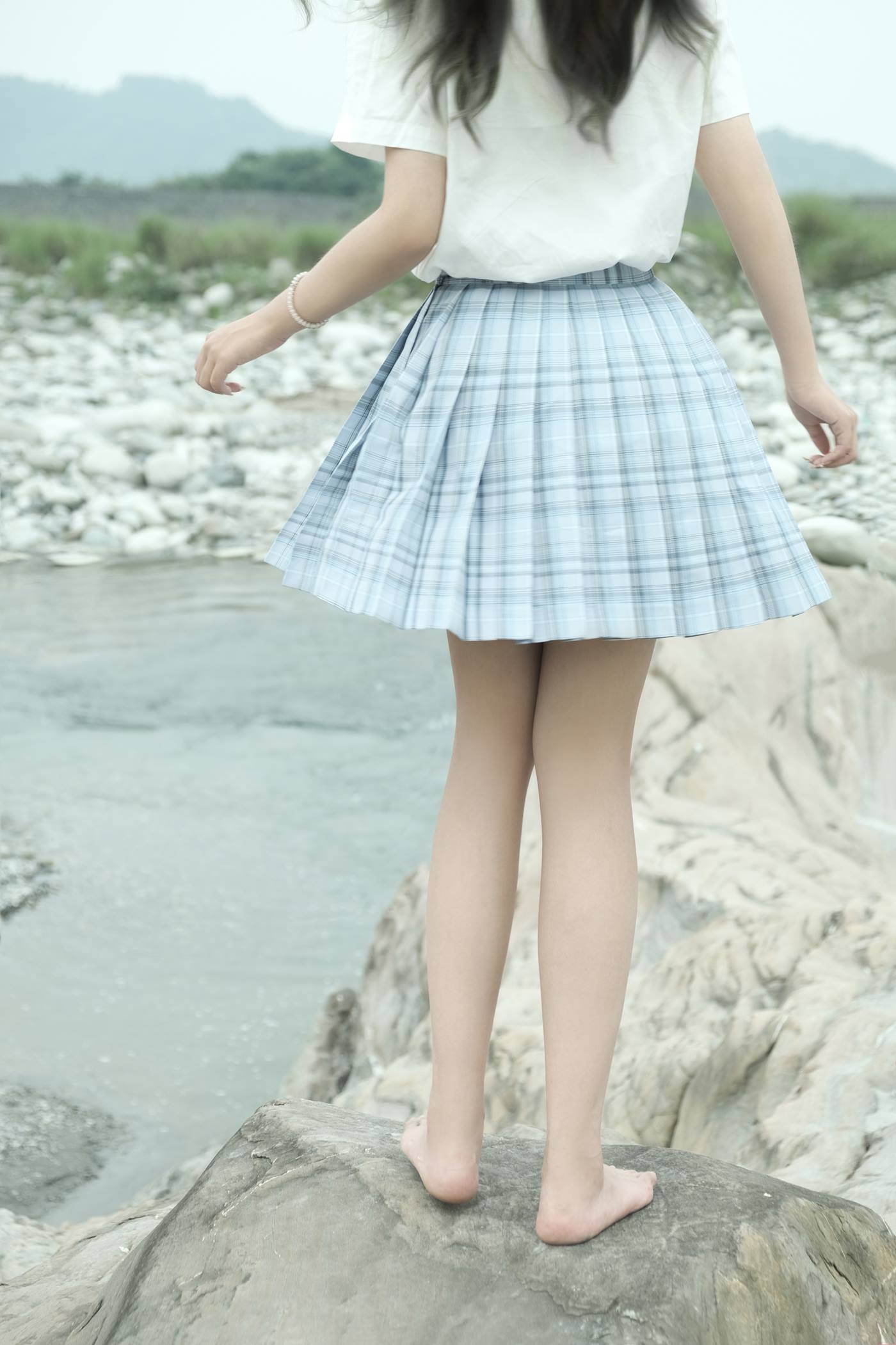 图片[28]-eloise软软  – 河边JK[32P] – 速更版-美库