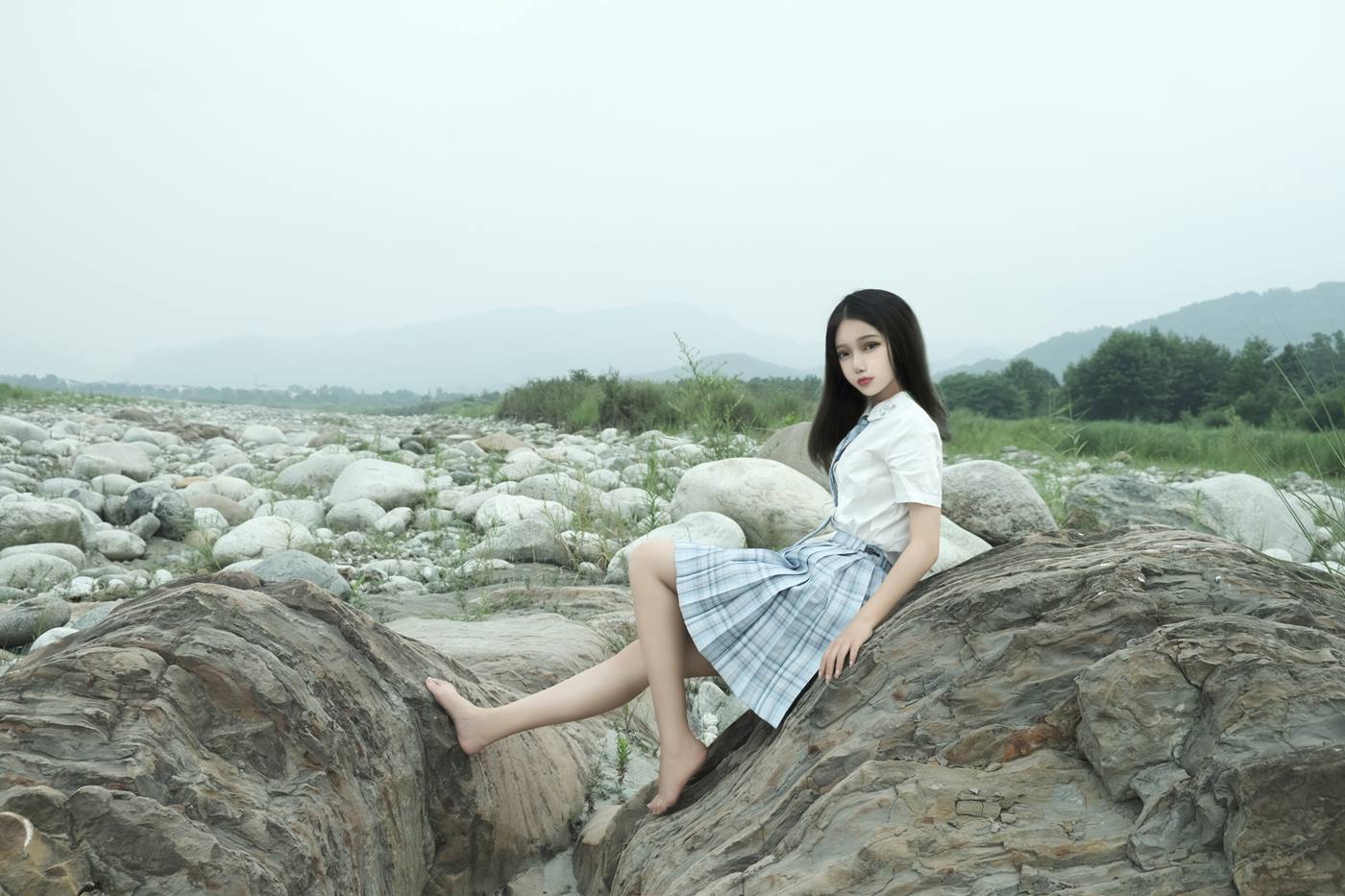 图片[31]-eloise软软  – 河边JK[32P] – 速更版-美库