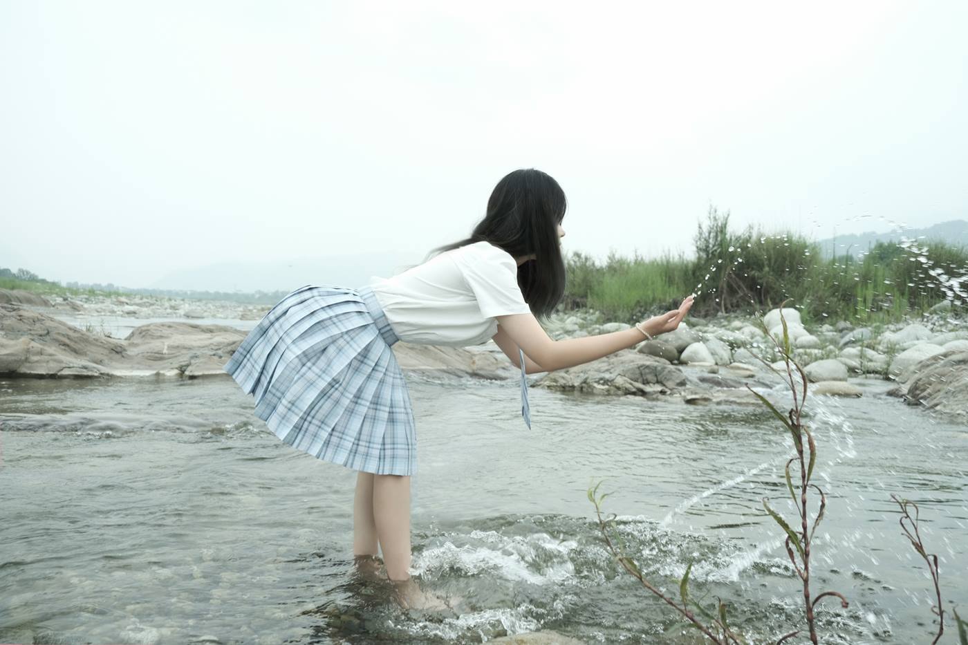 图片[33]-eloise软软  – 河边JK[32P] – 速更版-美库