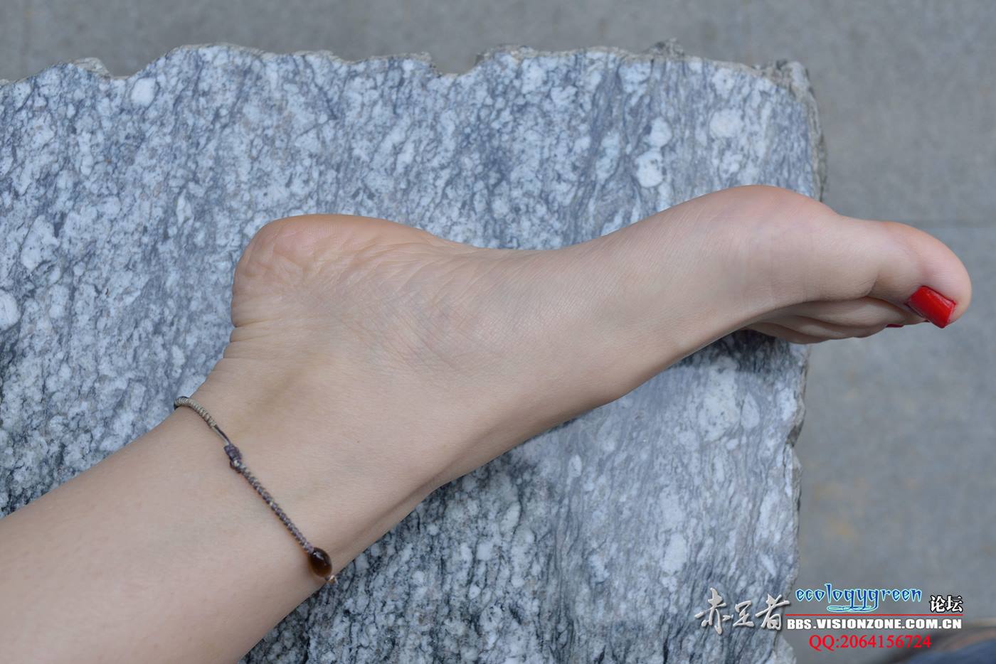 图片[24]-Ecologygreen摄影作品 NO.018 护校美女小雪儿的清新白N玉足 [41P] – 速更版-美库