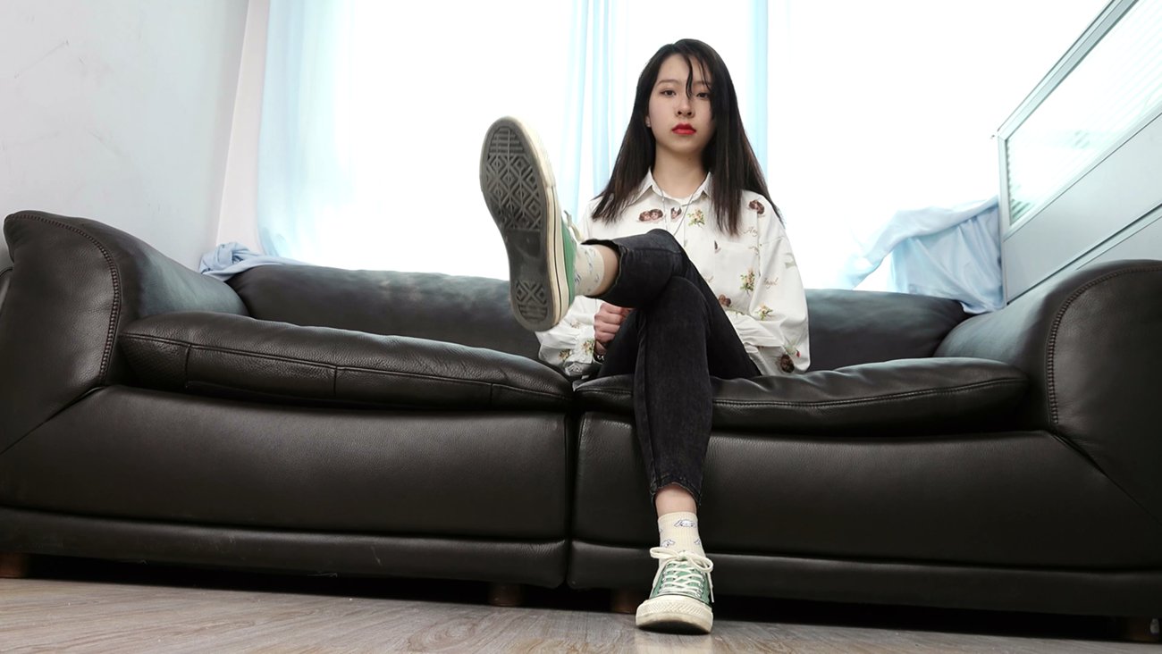 图片[27]-[Sexy Asian Girls Feet] NO.035-初恋般记忆的小女生YIYI近距离秀脚 [239P] – 速更版-美库