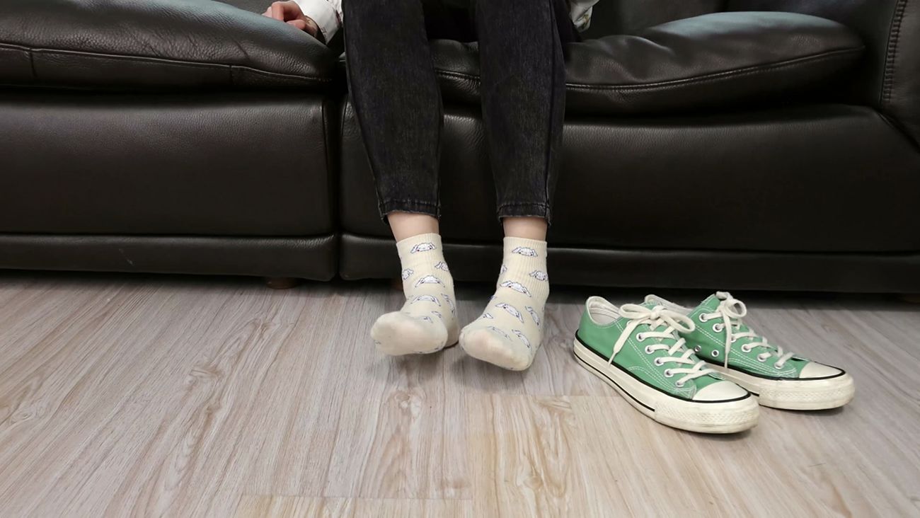 图片[41]-[Sexy Asian Girls Feet] NO.035-初恋般记忆的小女生YIYI近距离秀脚 [239P] – 速更版-美库